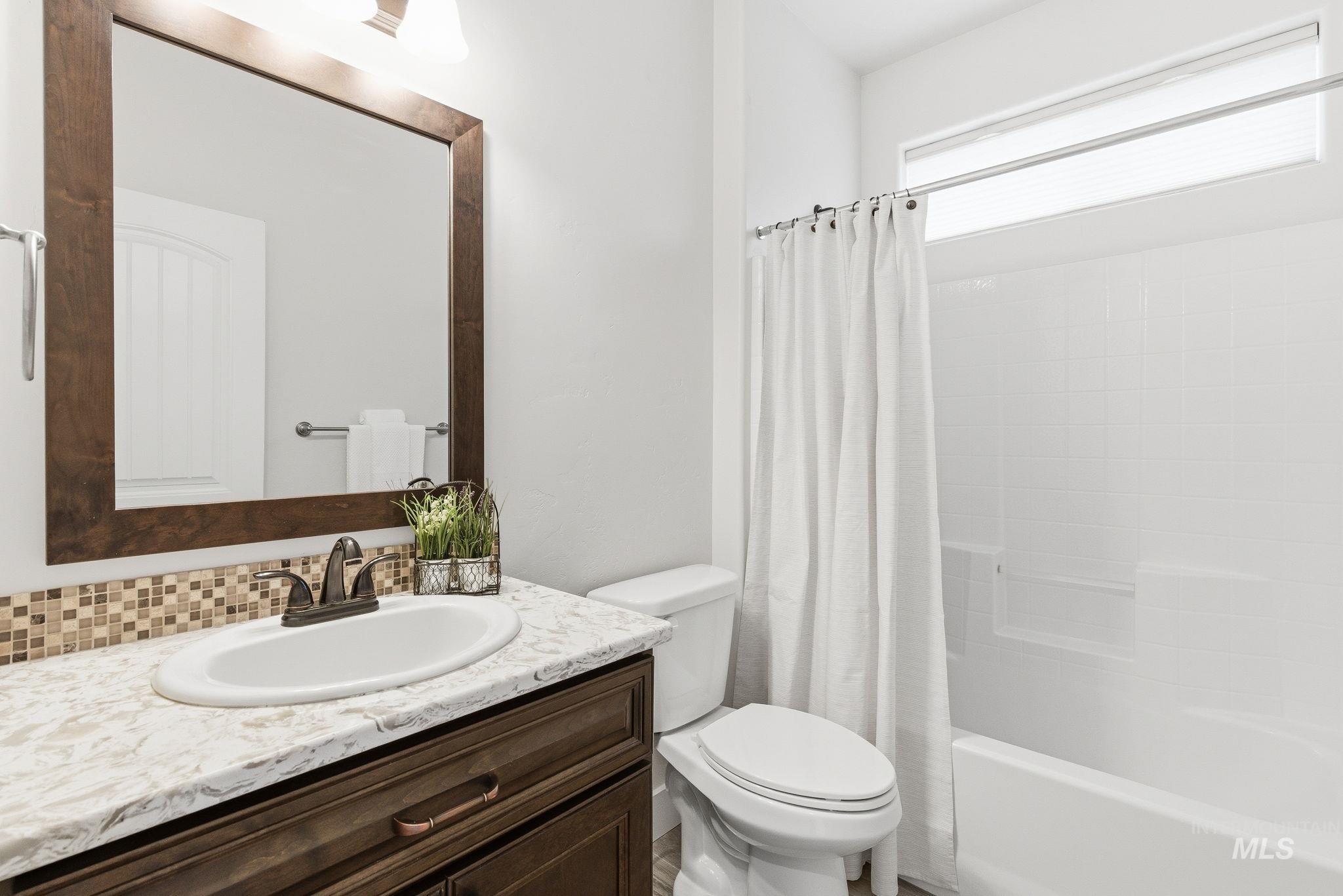 5529 W Kincreag, Boise, Idaho 83714, 5 Bedrooms, 4 Bathrooms, Residential For Sale, Price $979,900, 98982440