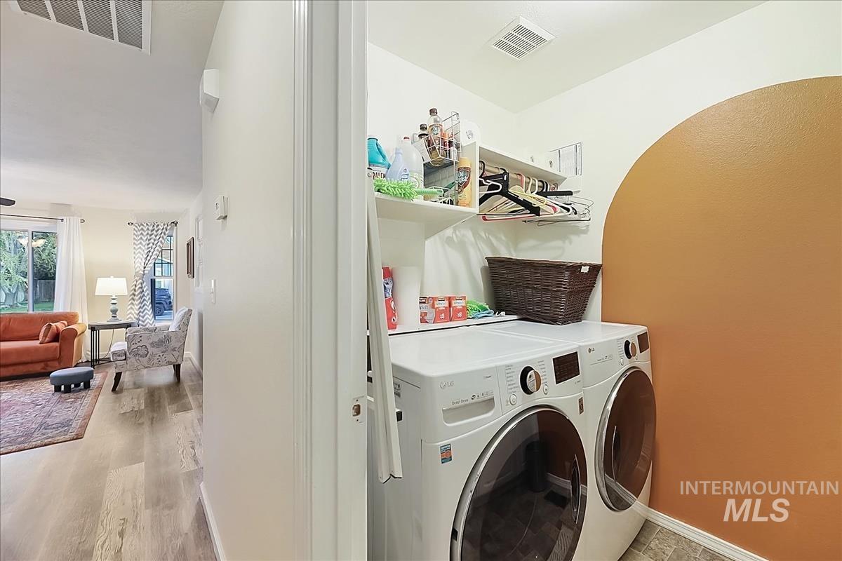 1265 Rosewood Street, Mountain Home, Idaho 83647, 3 Bedrooms, 2 Bathrooms, Residential For Sale, Price $361,000, 98982441