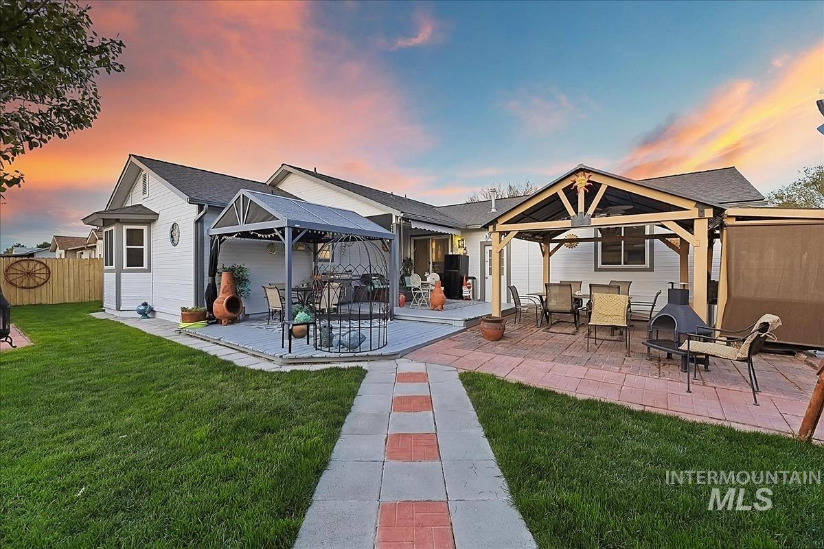 1265 Rosewood Street, Mountain Home, Idaho 83647, 3 Bedrooms, 2 Bathrooms, Residential For Sale, Price $361,000, 98982441