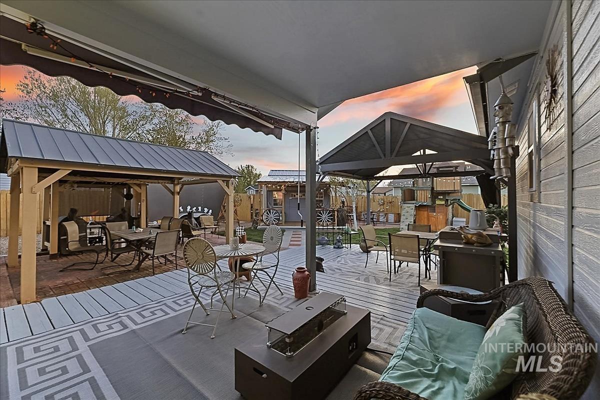 1265 Rosewood Street, Mountain Home, Idaho 83647, 3 Bedrooms, 2 Bathrooms, Residential For Sale, Price $361,000, 98982441