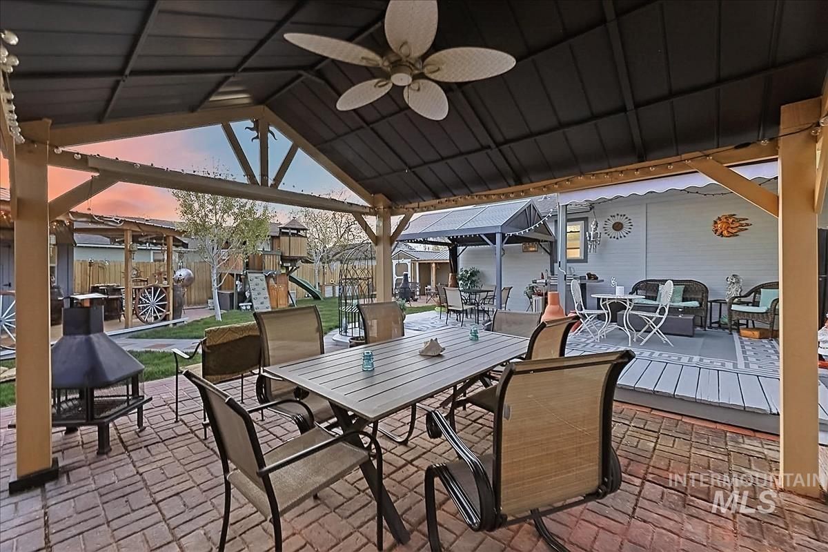 1265 Rosewood Street, Mountain Home, Idaho 83647, 3 Bedrooms, 2 Bathrooms, Residential For Sale, Price $361,000, 98982441