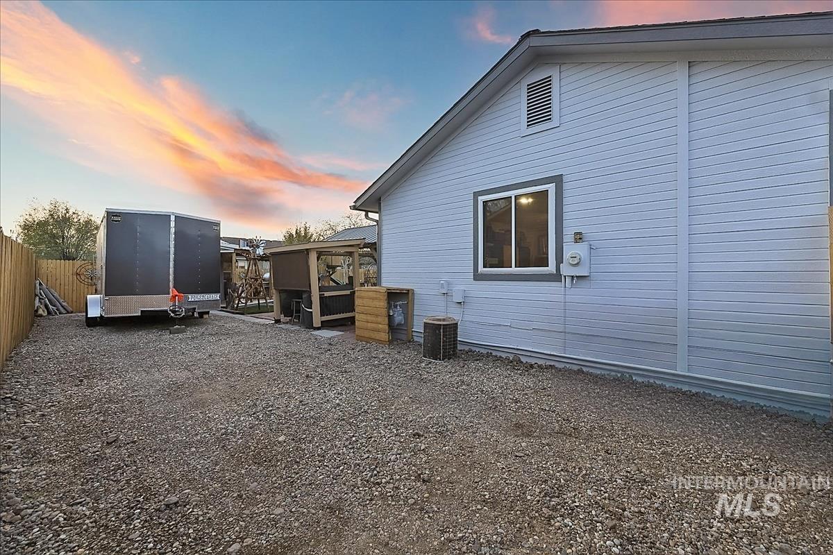 1265 Rosewood Street, Mountain Home, Idaho 83647, 3 Bedrooms, 2 Bathrooms, Residential For Sale, Price $361,000, 98982441