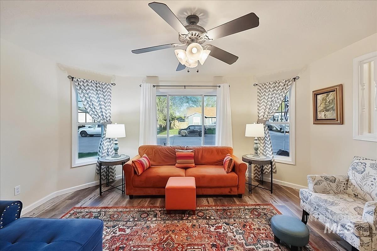 1265 Rosewood Street, Mountain Home, Idaho 83647, 3 Bedrooms, 2 Bathrooms, Residential For Sale, Price $361,000, 98982441