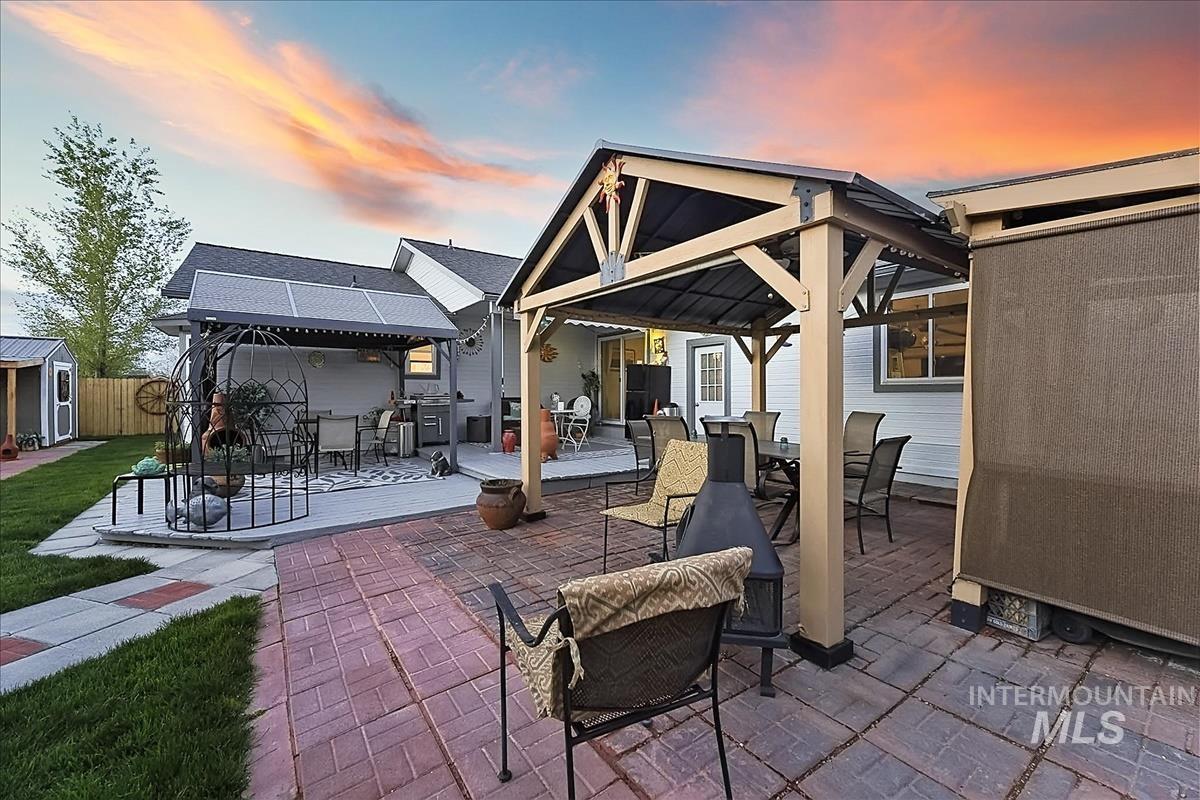 1265 Rosewood Street, Mountain Home, Idaho 83647, 3 Bedrooms, 2 Bathrooms, Residential For Sale, Price $361,000, 98982441