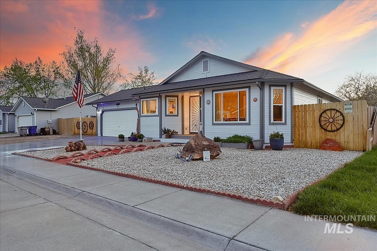 1265 Rosewood Street, Mountain Home, Idaho 83647, 3 Bedrooms, 2 Bathrooms, Residential For Sale, Price $361,000, 98982441