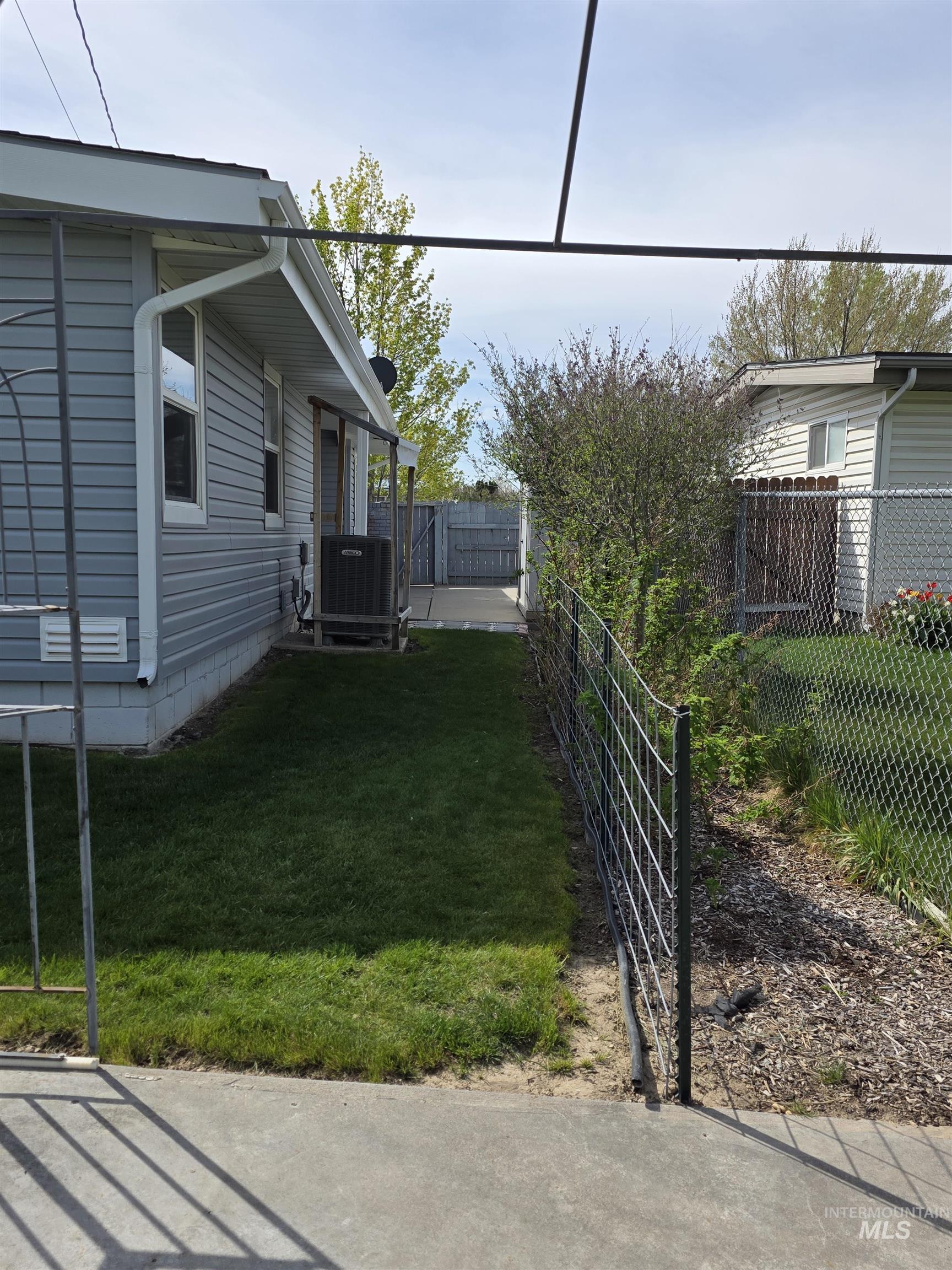 2053 Sherry Drive, Twin Falls, Idaho 83301, 4 Bedrooms, 3 Bathrooms, Residential For Sale, Price $399,500, 98982445