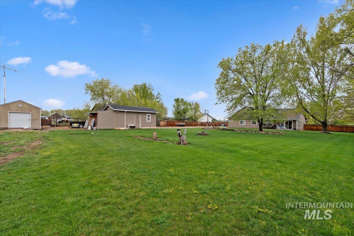 6424 Ustick Road, Nampa, Idaho 83687-8104, 4 Bedrooms, 3 Bathrooms, Residential For Sale, Price $749,900, 98982446