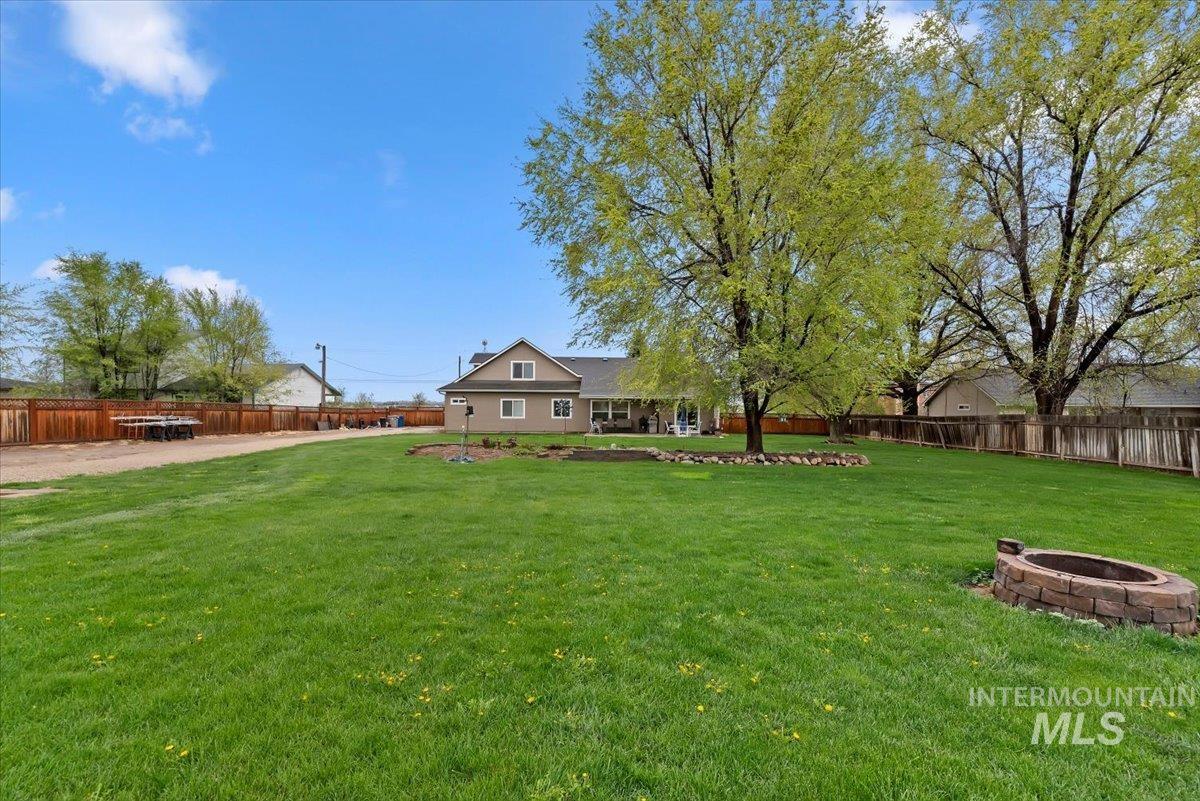 6424 Ustick Road, Nampa, Idaho 83687-8104, 4 Bedrooms, 3 Bathrooms, Residential For Sale, Price $749,900, 98982446