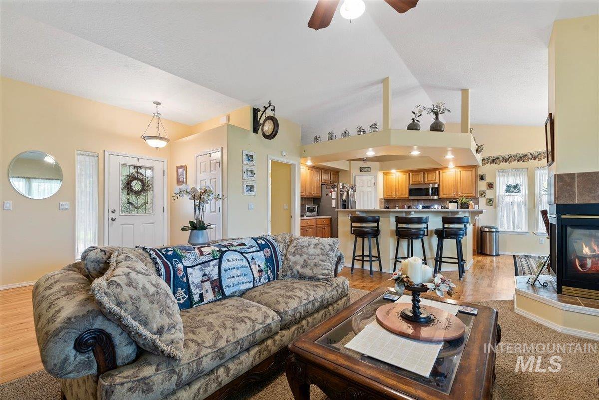 6424 Ustick Road, Nampa, Idaho 83687-8104, 4 Bedrooms, 3 Bathrooms, Residential For Sale, Price $749,900, 98982446