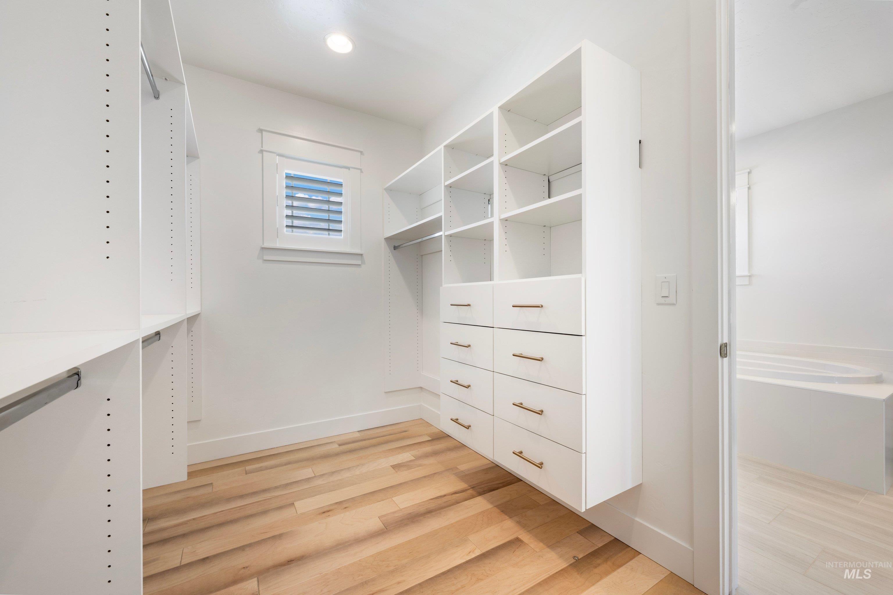 5353 W Octavia Dr., Meridian, Idaho 83646, 5 Bedrooms, 4 Bathrooms, Residential For Sale, Price $1,025,000, 98982447