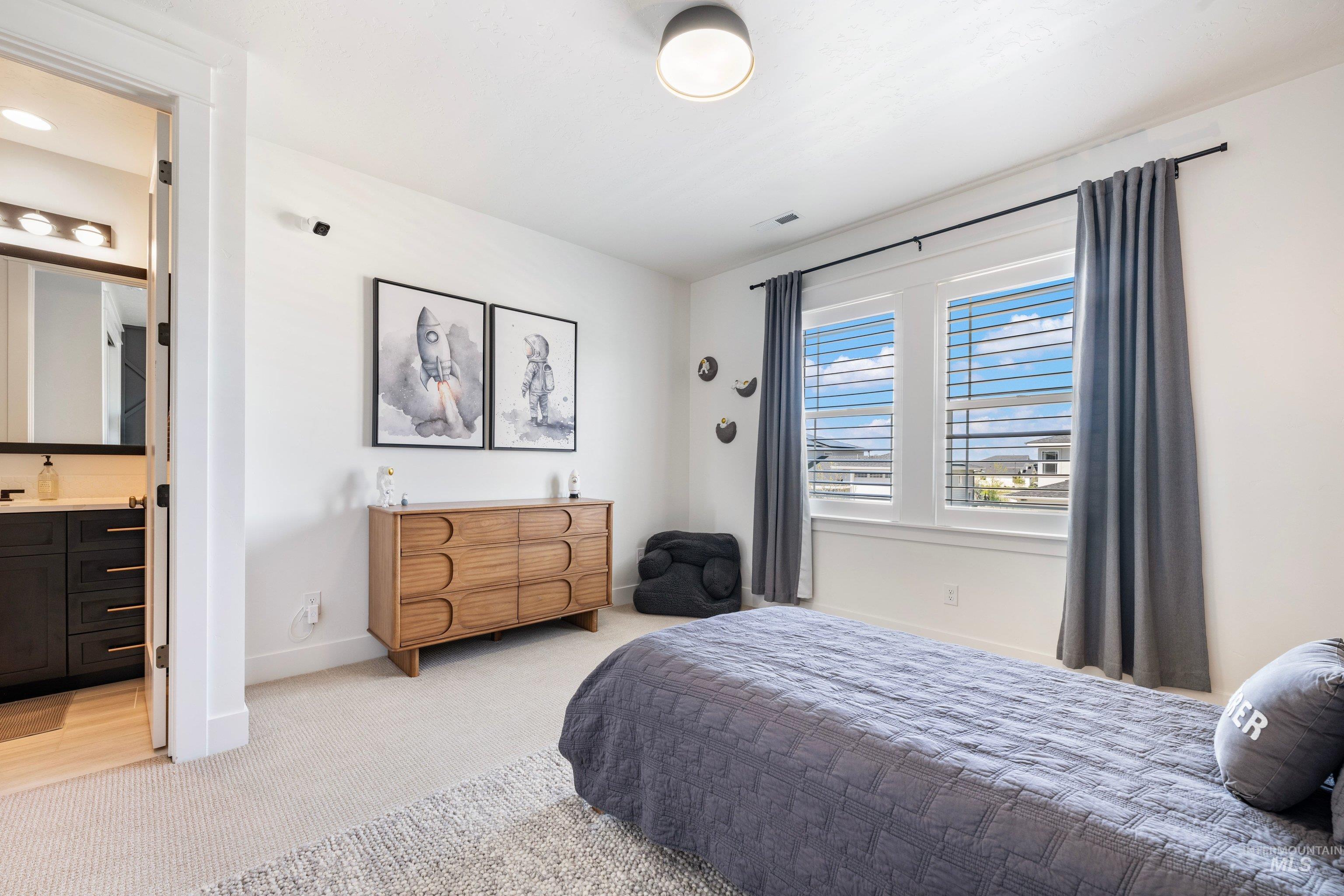 5353 W Octavia Dr., Meridian, Idaho 83646, 5 Bedrooms, 4 Bathrooms, Residential For Sale, Price $1,025,000, 98982447