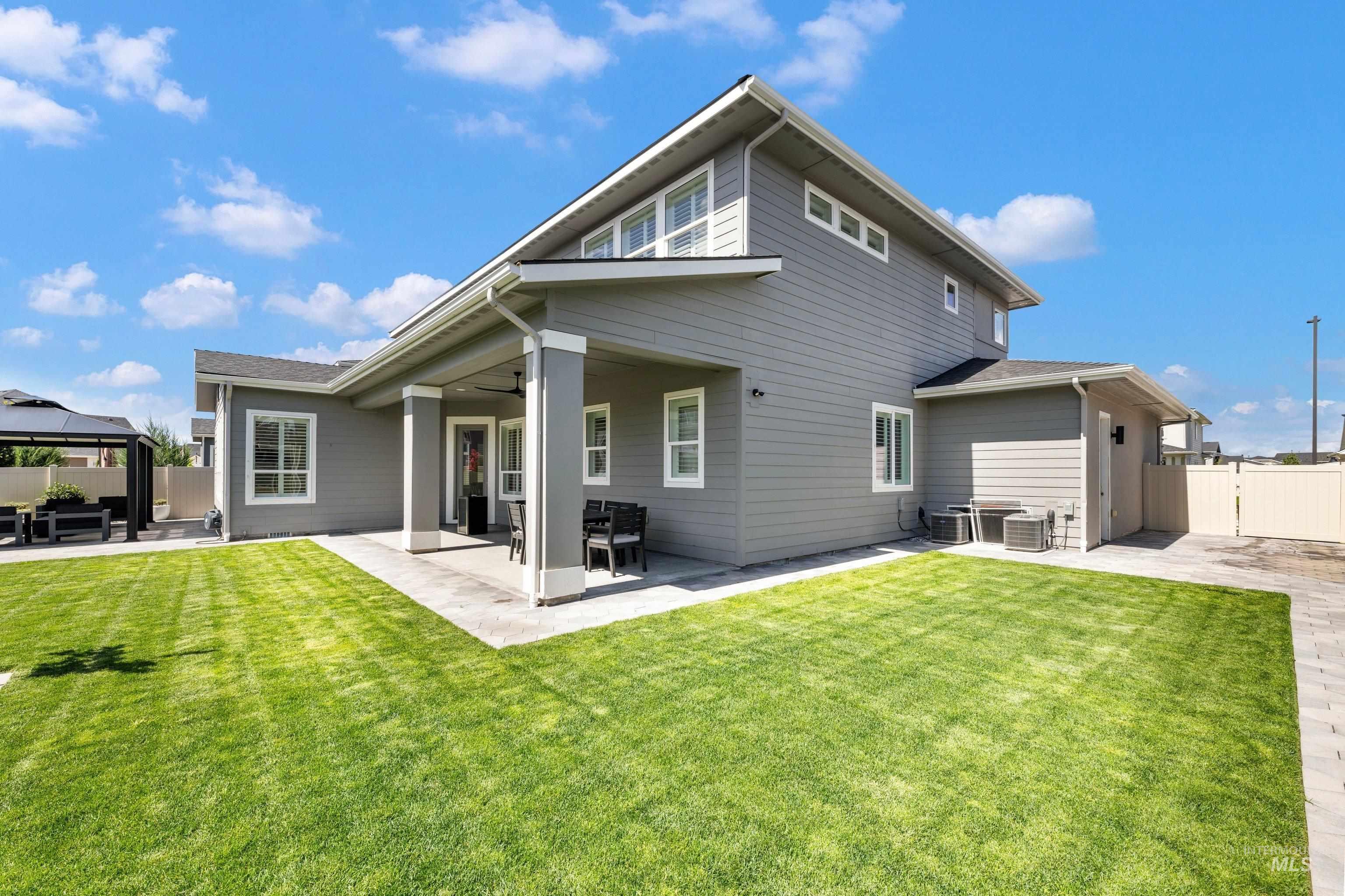 5353 W Octavia Dr., Meridian, Idaho 83646, 5 Bedrooms, 4 Bathrooms, Residential For Sale, Price $1,025,000, 98982447