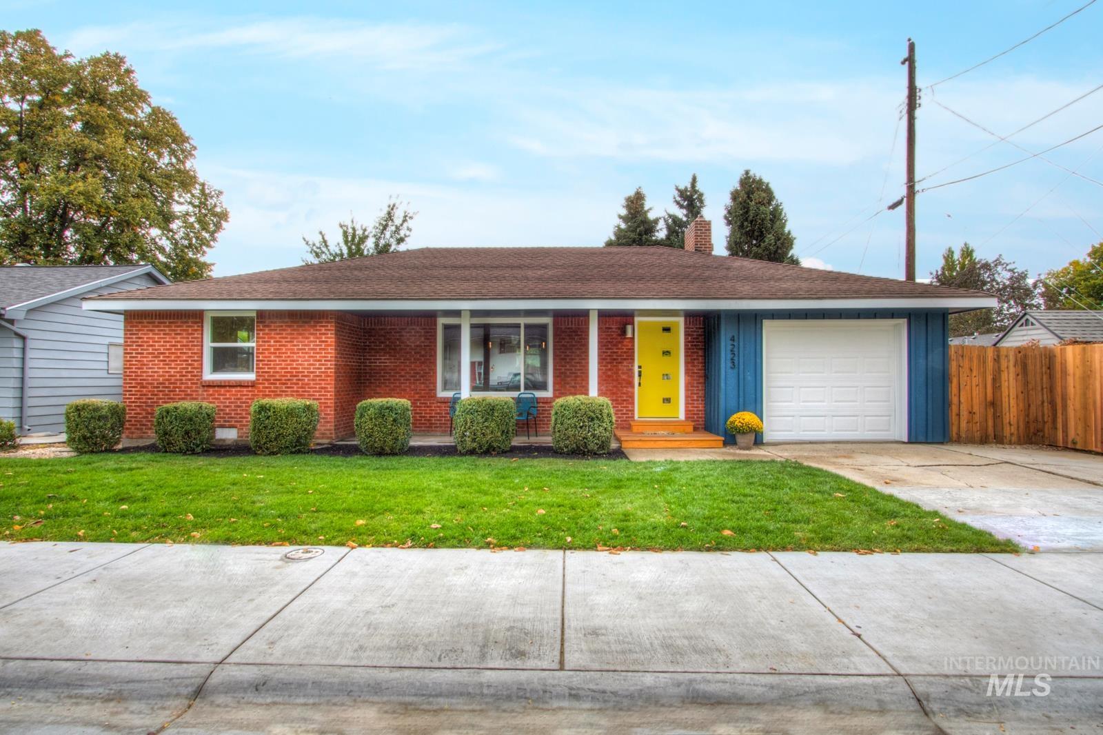 4223 W Camas St, Boise, Idaho 83705, 3 Bedrooms, 2 Bathrooms, Residential For Sale, Price $539,900, 98982448