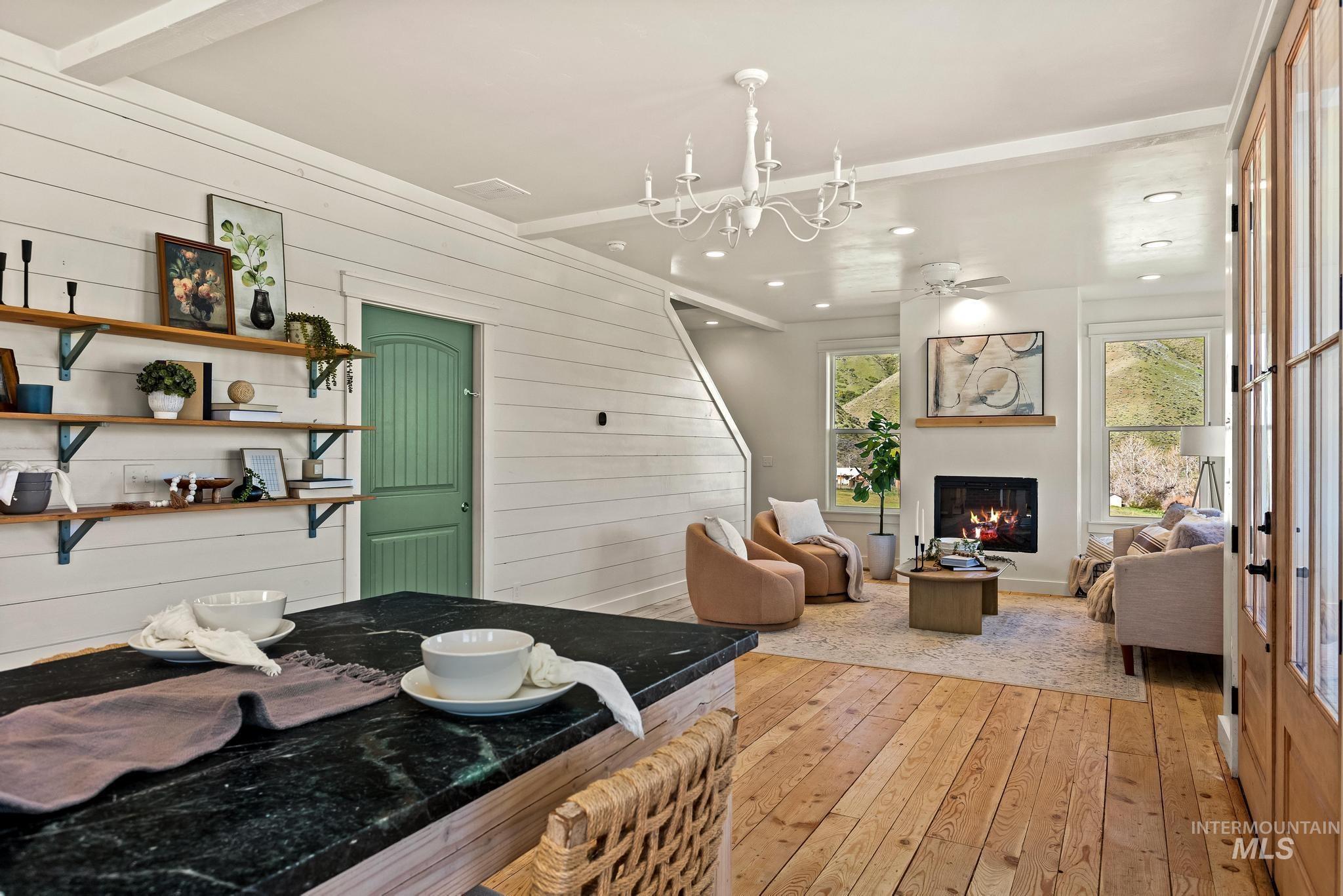 47 Faull Ranch Dr, Horseshoe Bend, Idaho 83629, 3 Bedrooms, 2.5 Bathrooms, Residential For Sale, Price $979,000, 98982450