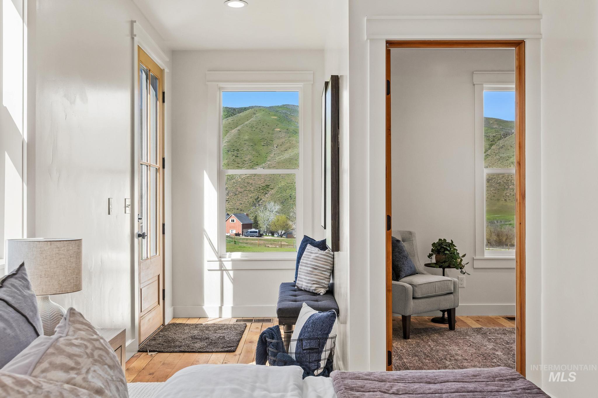 47 Faull Ranch Dr, Horseshoe Bend, Idaho 83629, 3 Bedrooms, 2.5 Bathrooms, Residential For Sale, Price $979,000, 98982450