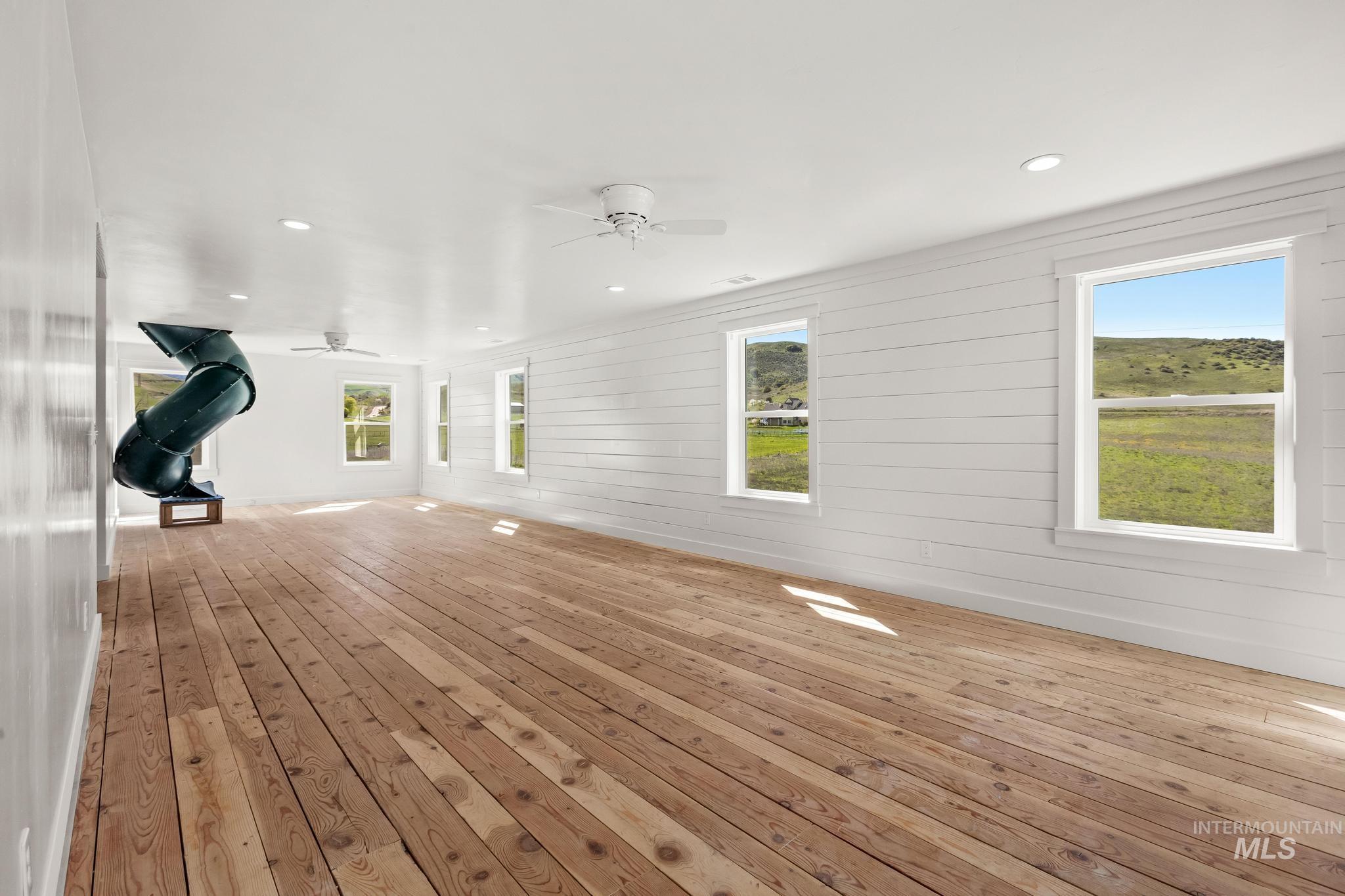 47 Faull Ranch Dr, Horseshoe Bend, Idaho 83629, 3 Bedrooms, 2.5 Bathrooms, Residential For Sale, Price $979,000, 98982450