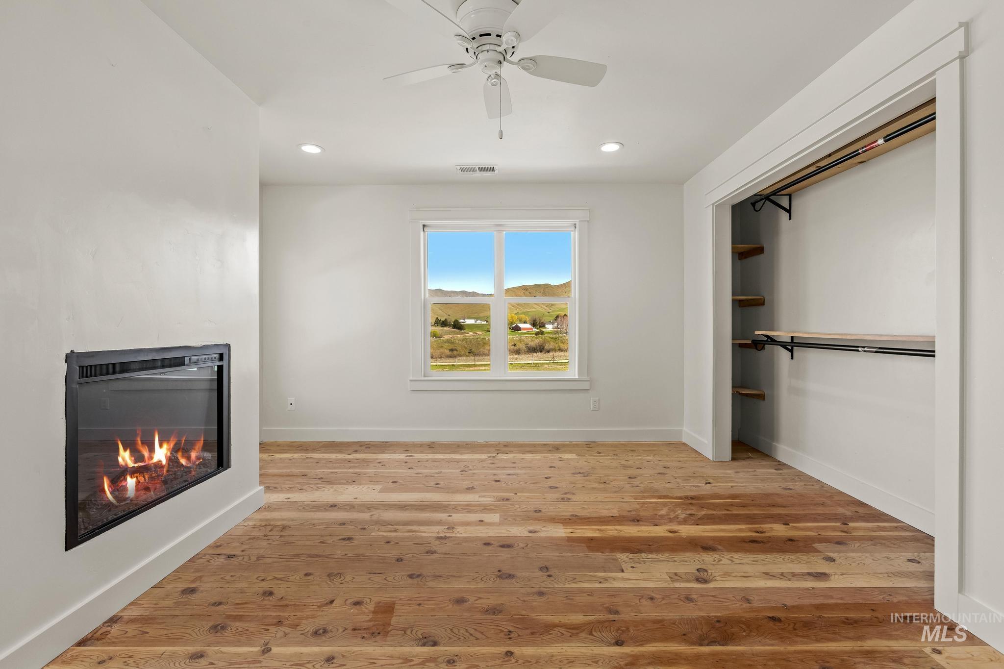 47 Faull Ranch Dr, Horseshoe Bend, Idaho 83629, 3 Bedrooms, 2.5 Bathrooms, Residential For Sale, Price $979,000, 98982450