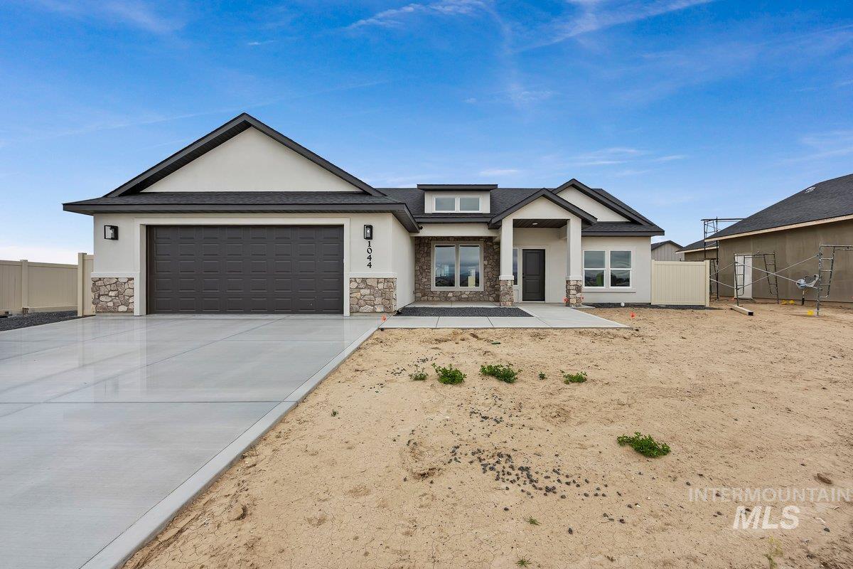 1044 Quartz Rd, Kimberly, Idaho 83341, 3 Bedrooms, 2 Bathrooms, Residential For Sale, Price $419,900, 98982454