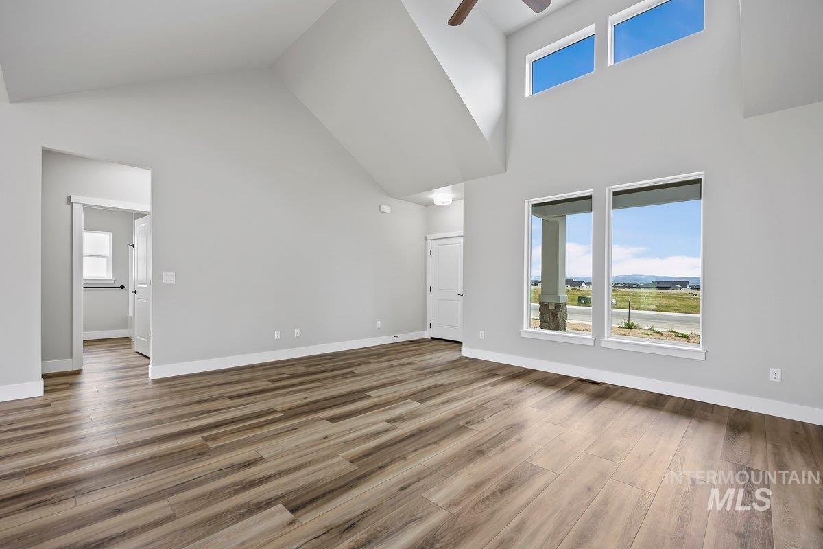 1044 Quartz Rd, Kimberly, Idaho 83341, 3 Bedrooms, 2 Bathrooms, Residential For Sale, Price $419,900, 98982454