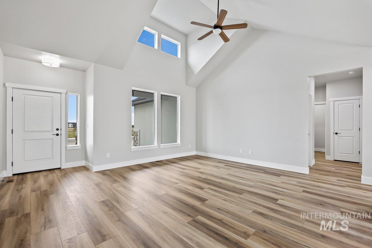 1044 Quartz Rd, Kimberly, Idaho 83341, 3 Bedrooms, 2 Bathrooms, Residential For Sale, Price $419,900, 98982454