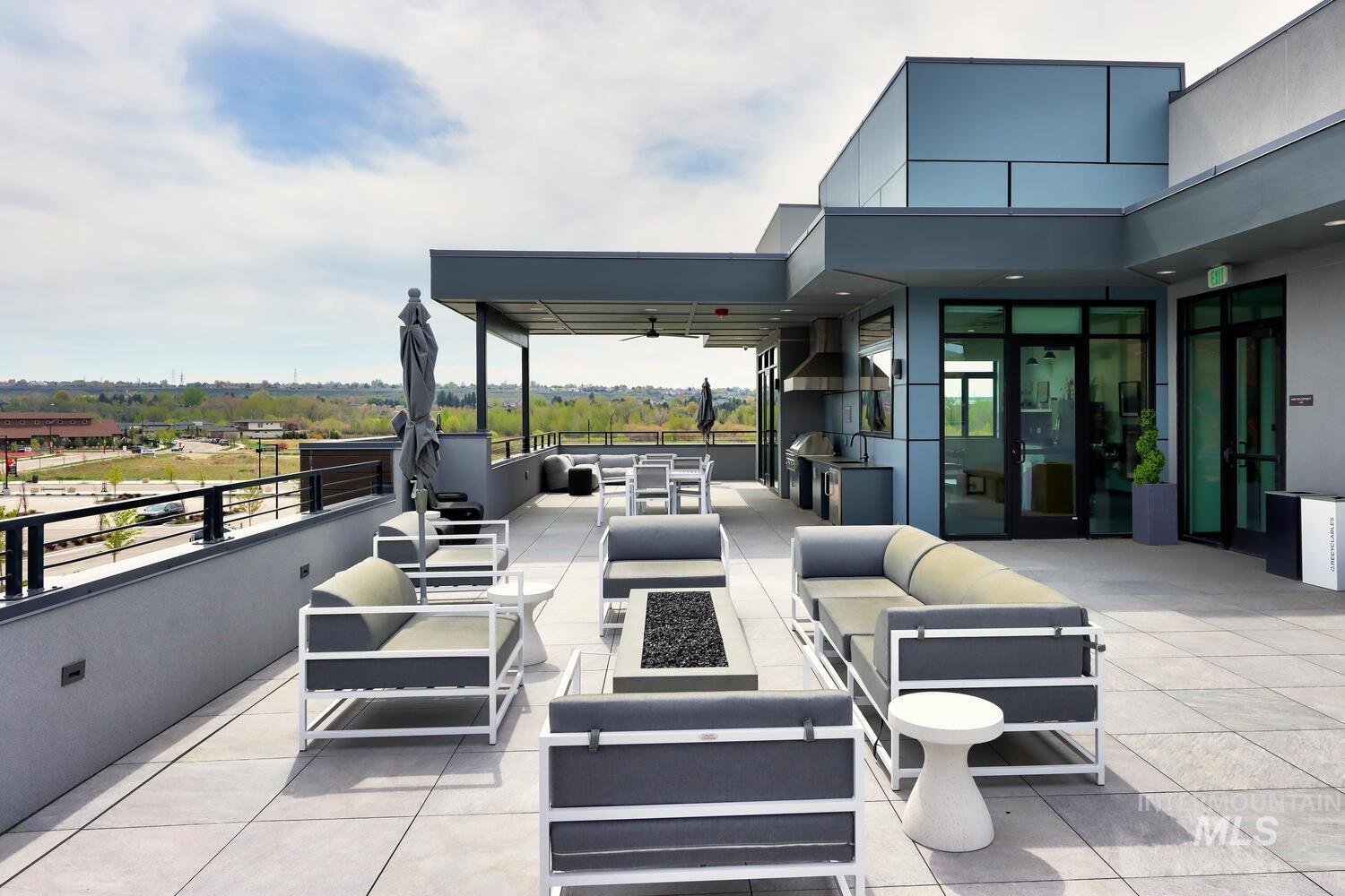 4250 Haystack, Boise, Idaho 83716, 2 Bedrooms, 2 Bathrooms, Residential For Sale, Price $475,000,MLS 98982456