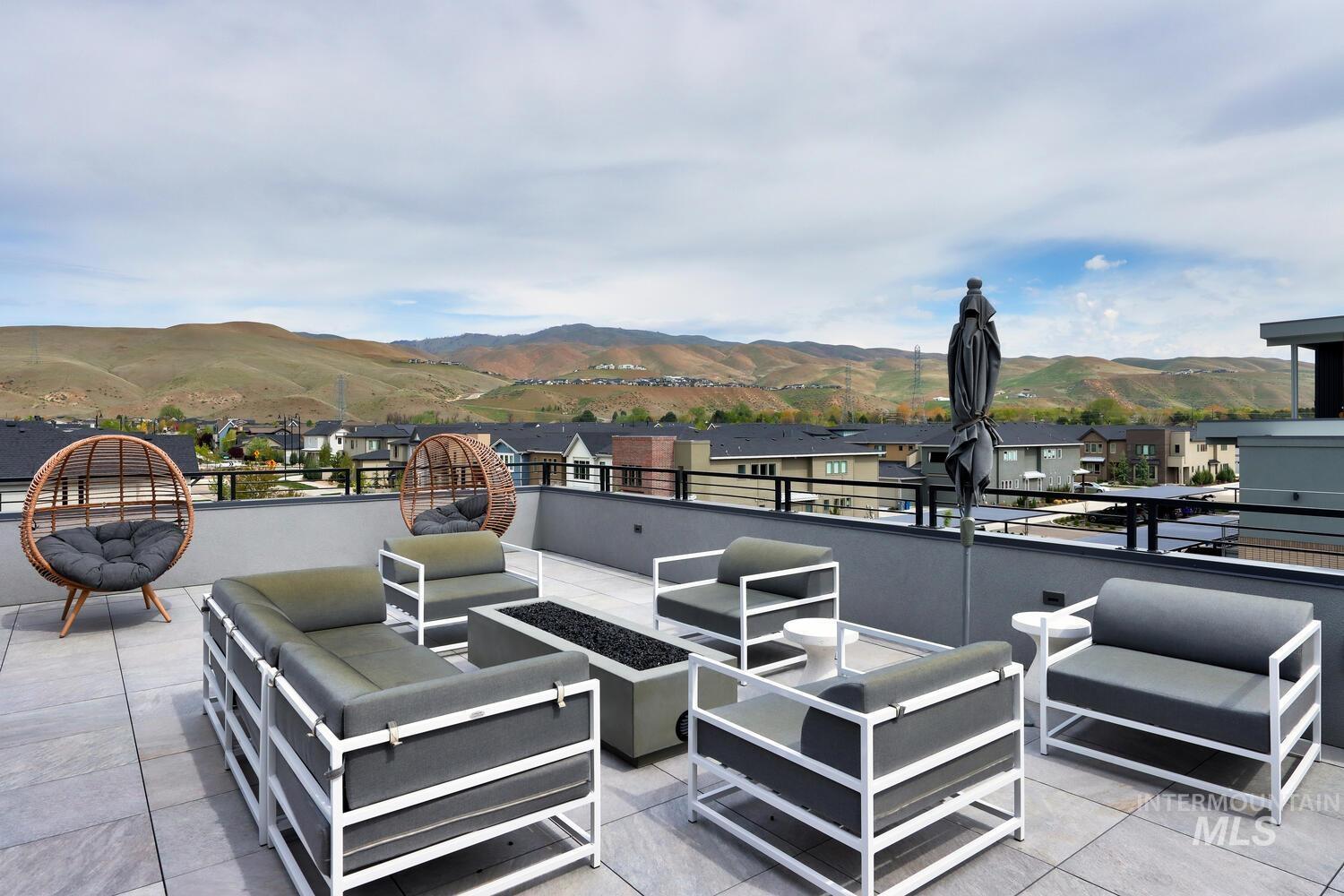 4250 Haystack, Boise, Idaho 83716, 2 Bedrooms, 2 Bathrooms, Residential For Sale, Price $475,000,MLS 98982456