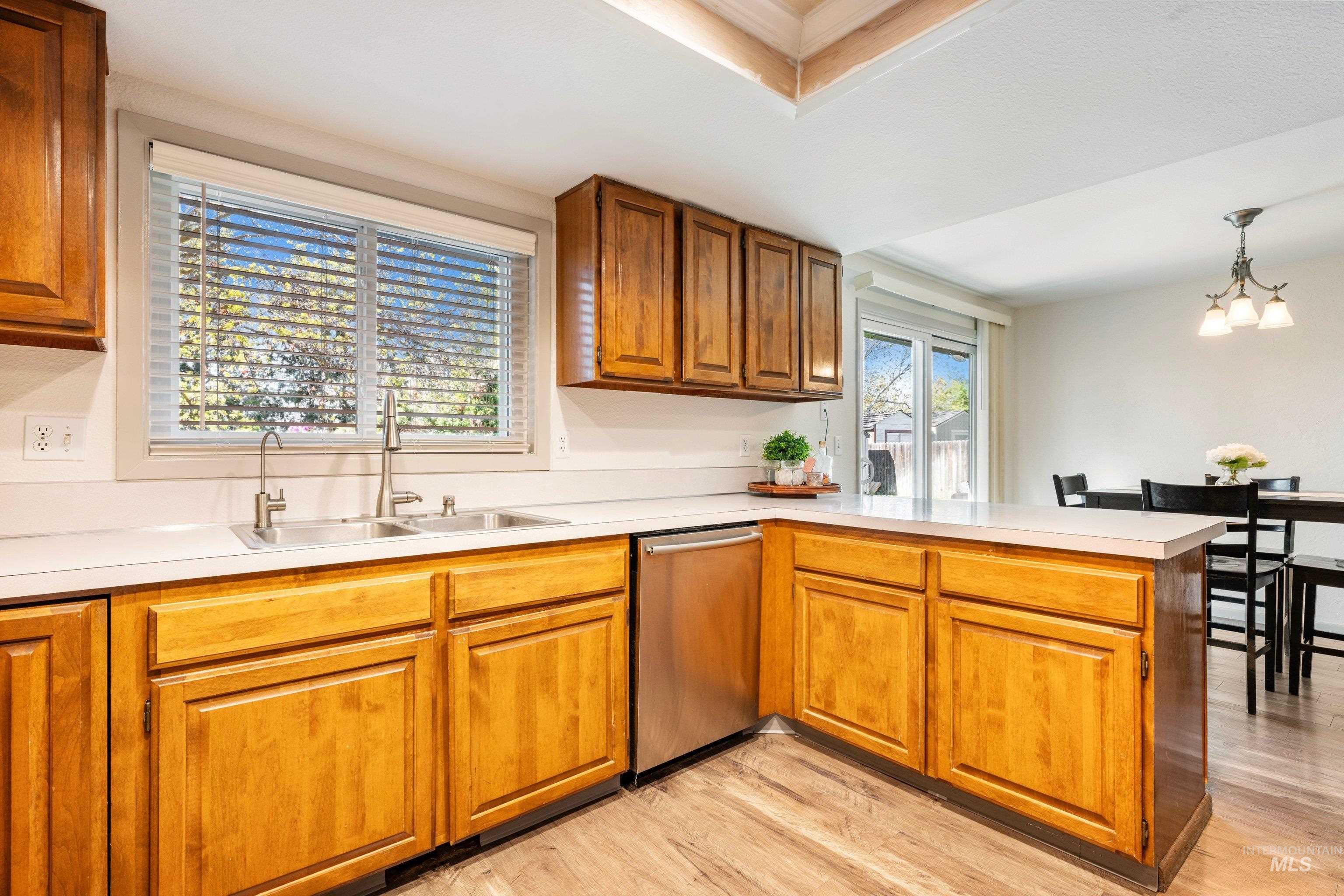 9066 W Brookview Ct, Boise, Idaho 83709, 4 Bedrooms, 3.5 Bathrooms, Residential For Sale, Price $599,990,MLS 98982459