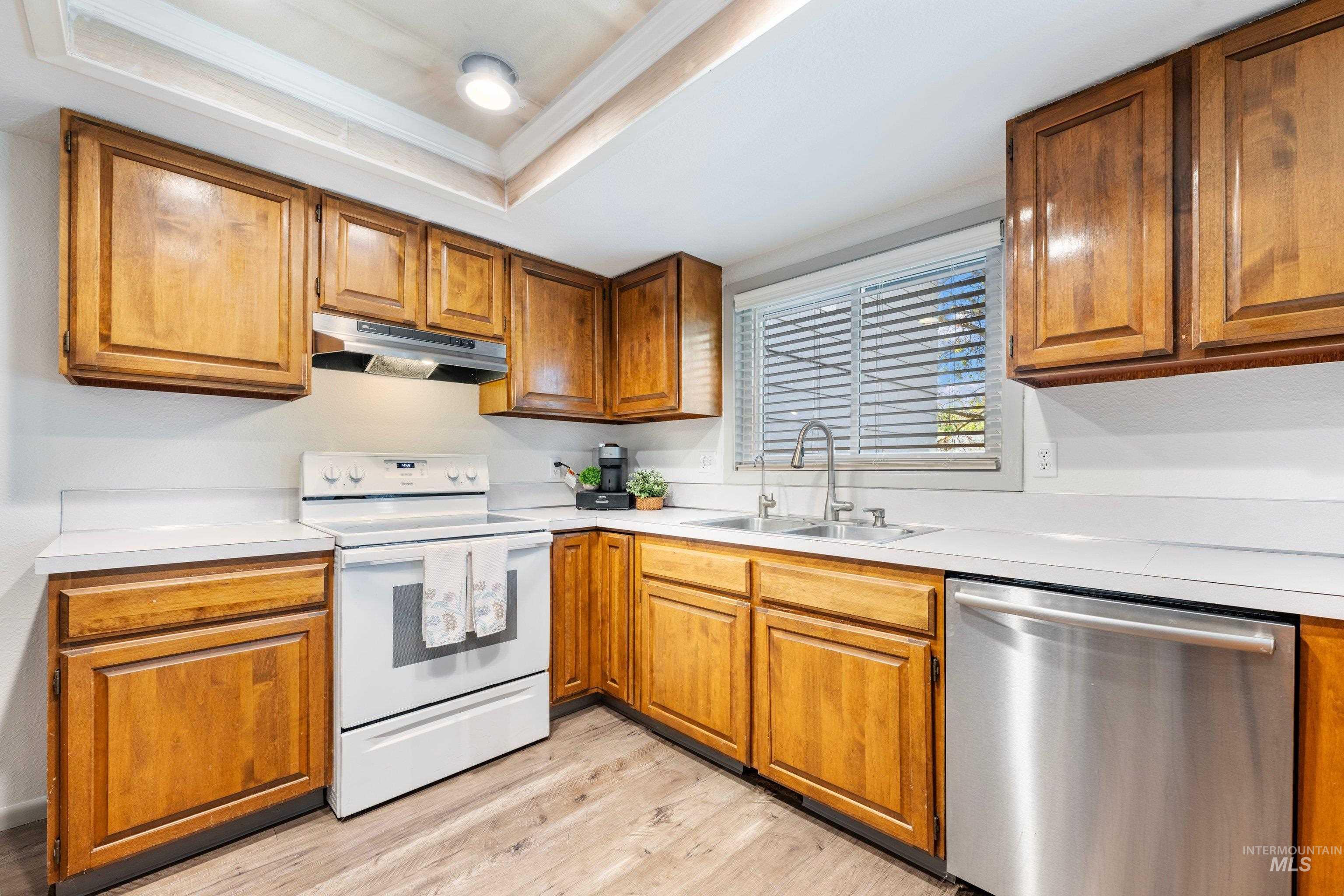 9066 W Brookview Ct, Boise, Idaho 83709, 4 Bedrooms, 3.5 Bathrooms, Residential For Sale, Price $619,900, 98982459