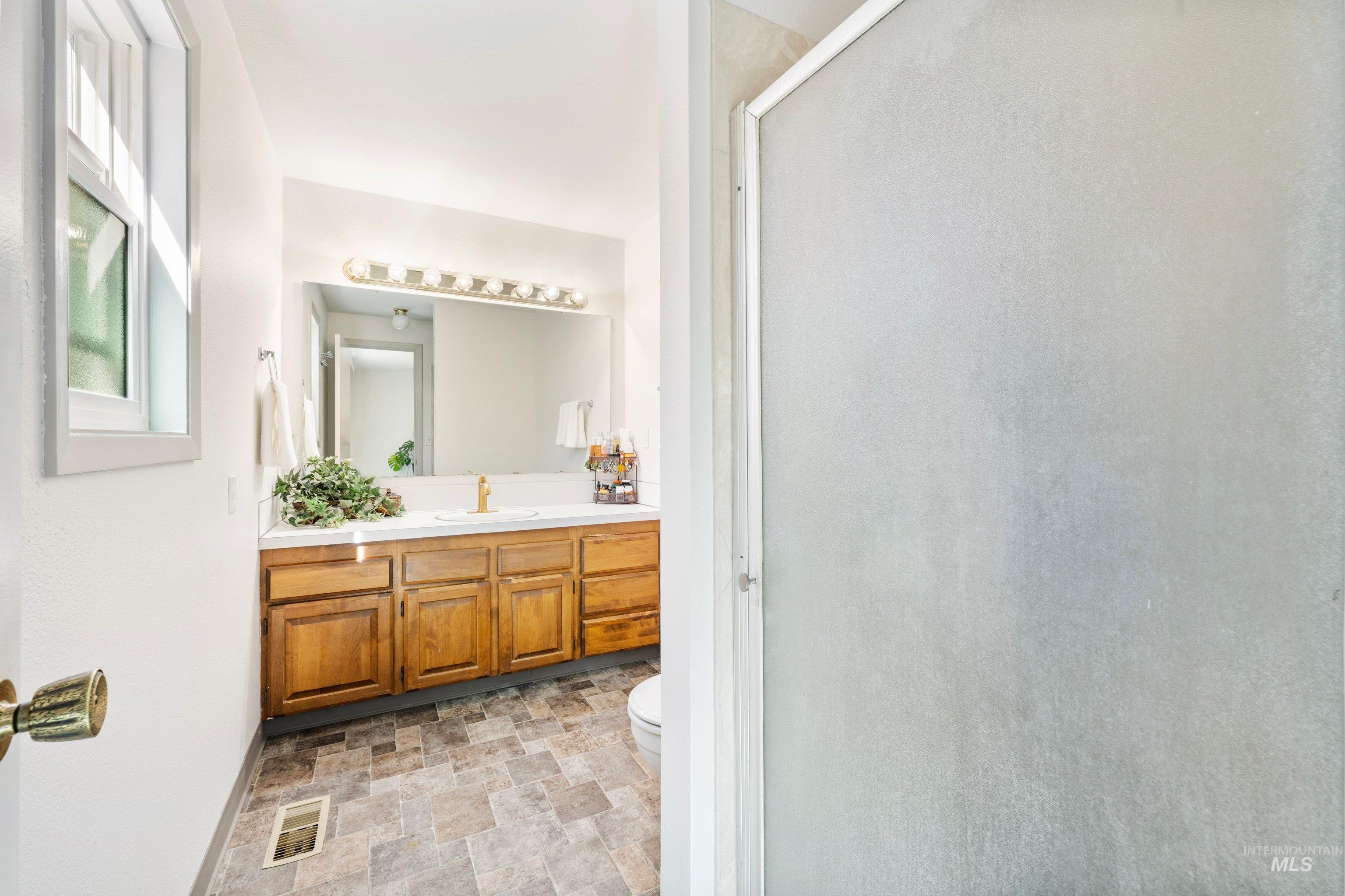 9066 W Brookview Ct, Boise, Idaho 83709, 4 Bedrooms, 3.5 Bathrooms, Residential For Sale, Price $619,900, 98982459