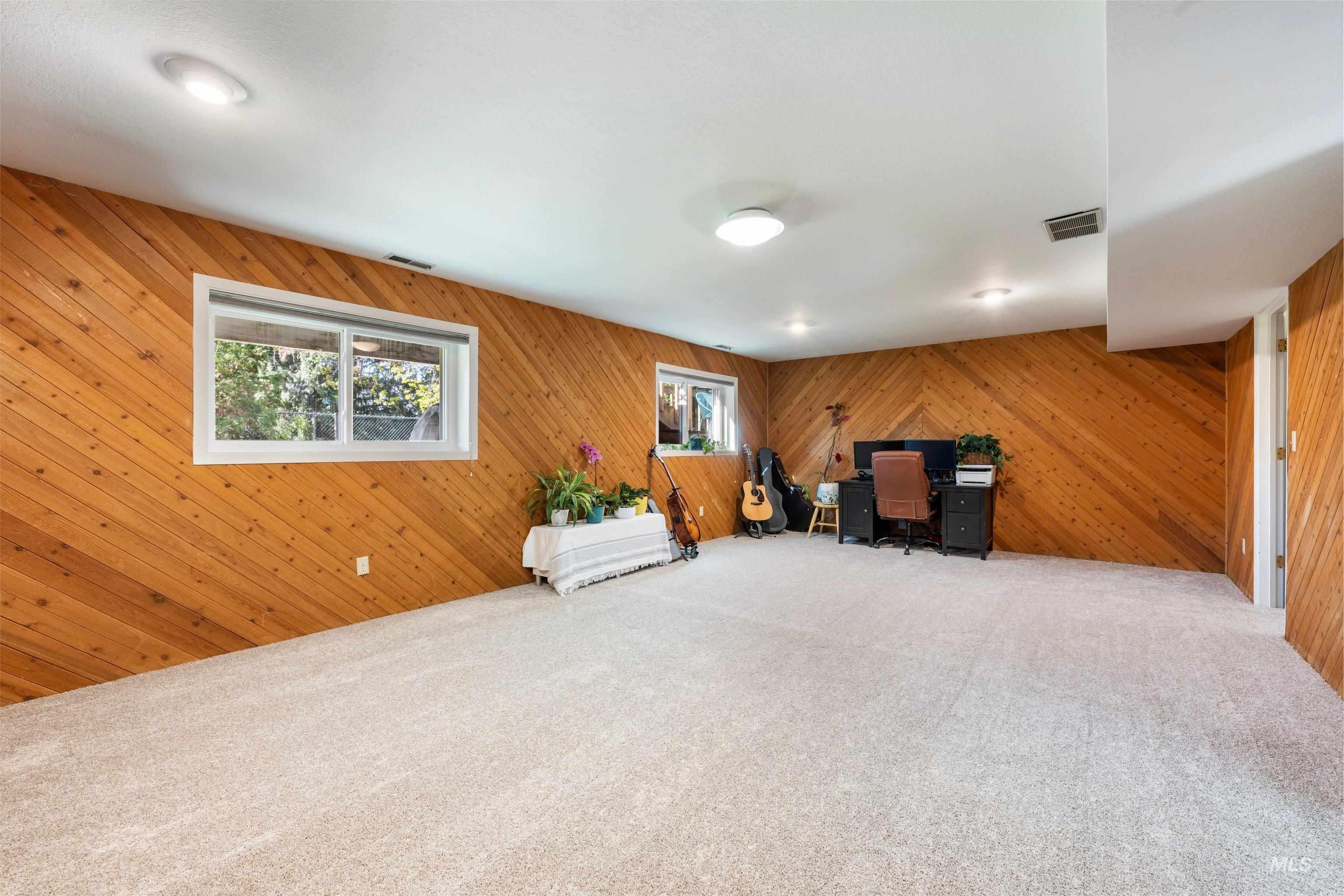 9066 W Brookview Ct, Boise, Idaho 83709, 4 Bedrooms, 3.5 Bathrooms, Residential For Sale, Price $619,900, 98982459