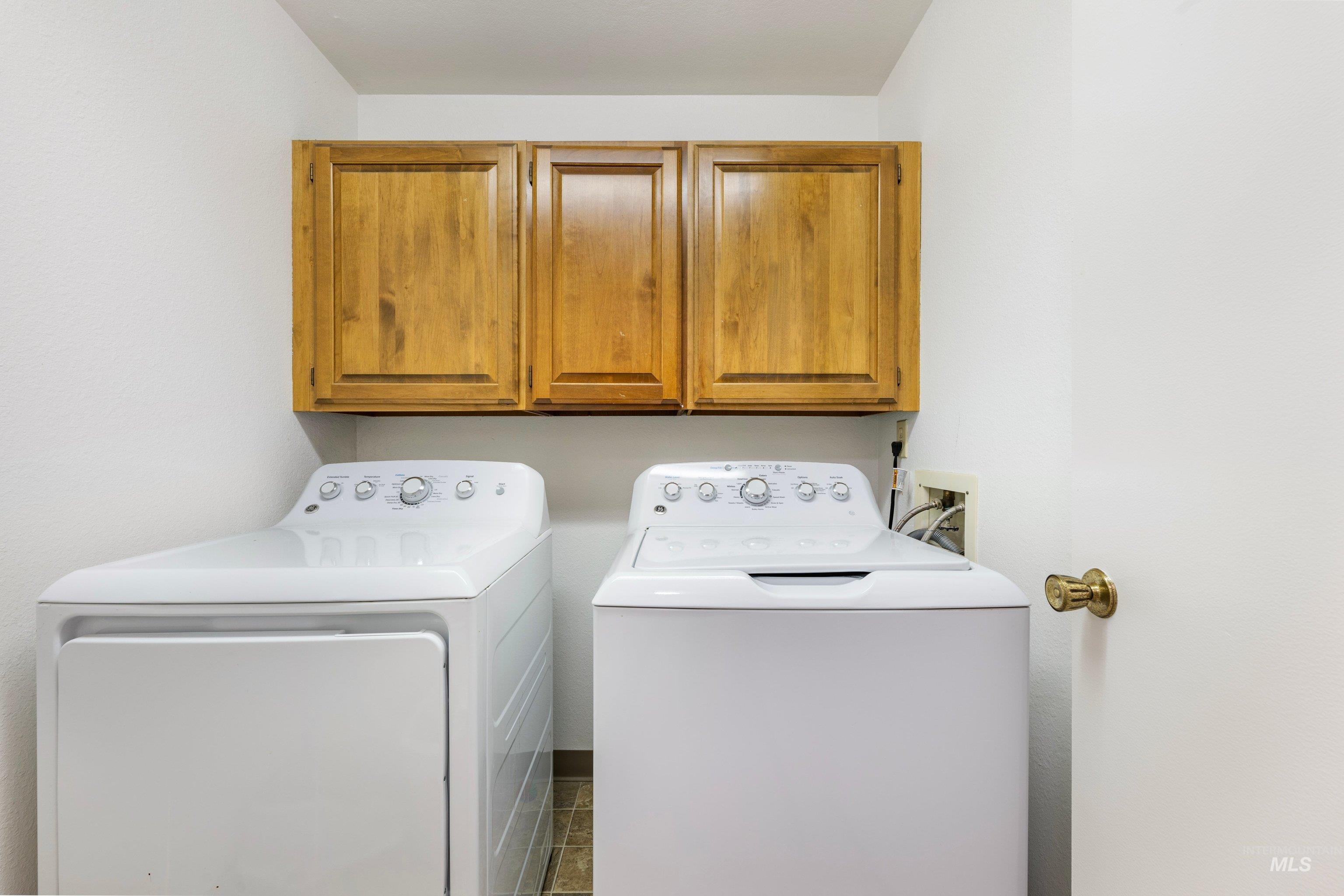 9066 W Brookview Ct, Boise, Idaho 83709, 4 Bedrooms, 3.5 Bathrooms, Residential For Sale, Price $619,900, 98982459