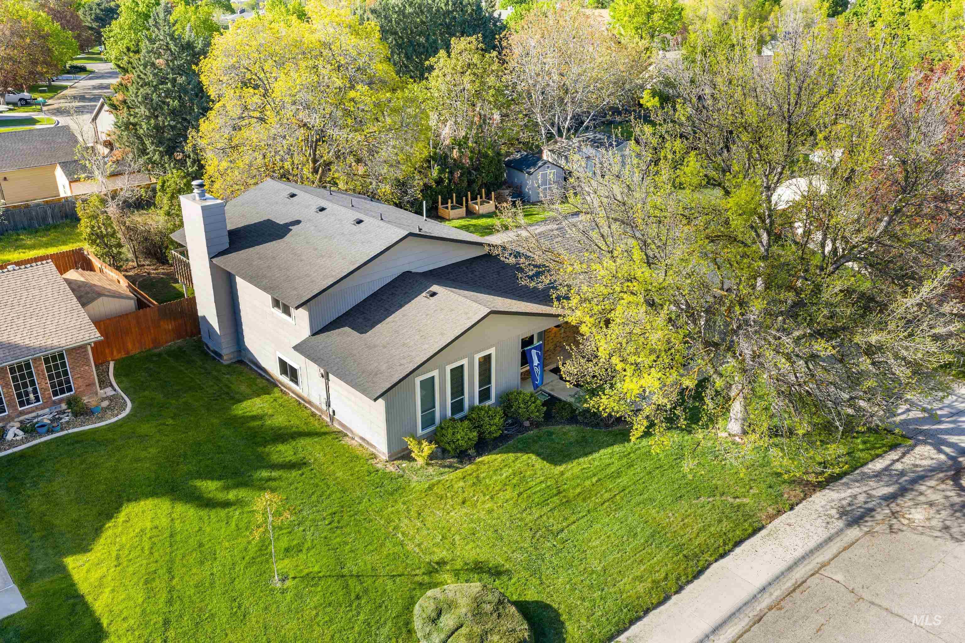 9066 W Brookview Ct, Boise, Idaho 83709, 4 Bedrooms, 3.5 Bathrooms, Residential For Sale, Price $619,900, 98982459