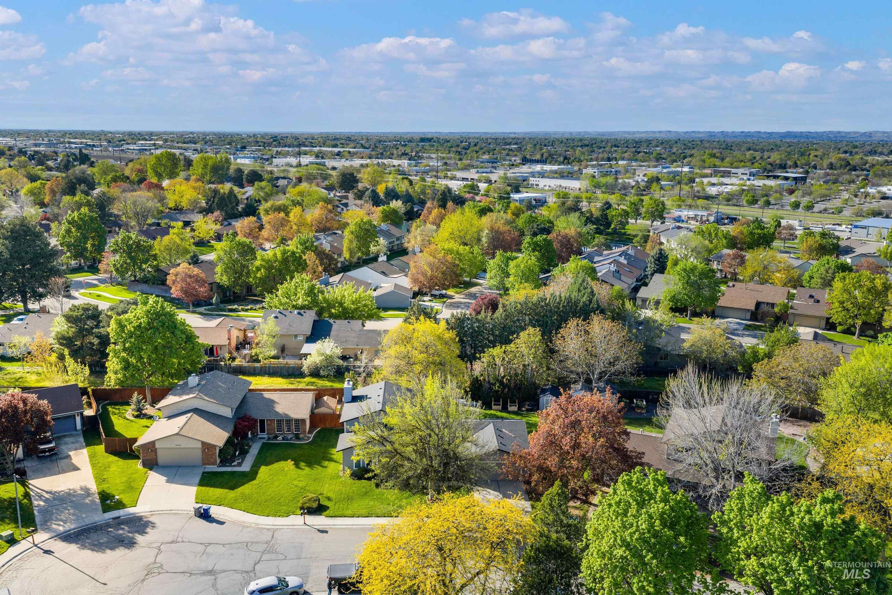 9066 W Brookview Ct, Boise, Idaho 83709, 4 Bedrooms, 3.5 Bathrooms, Residential For Sale, Price $619,900, 98982459
