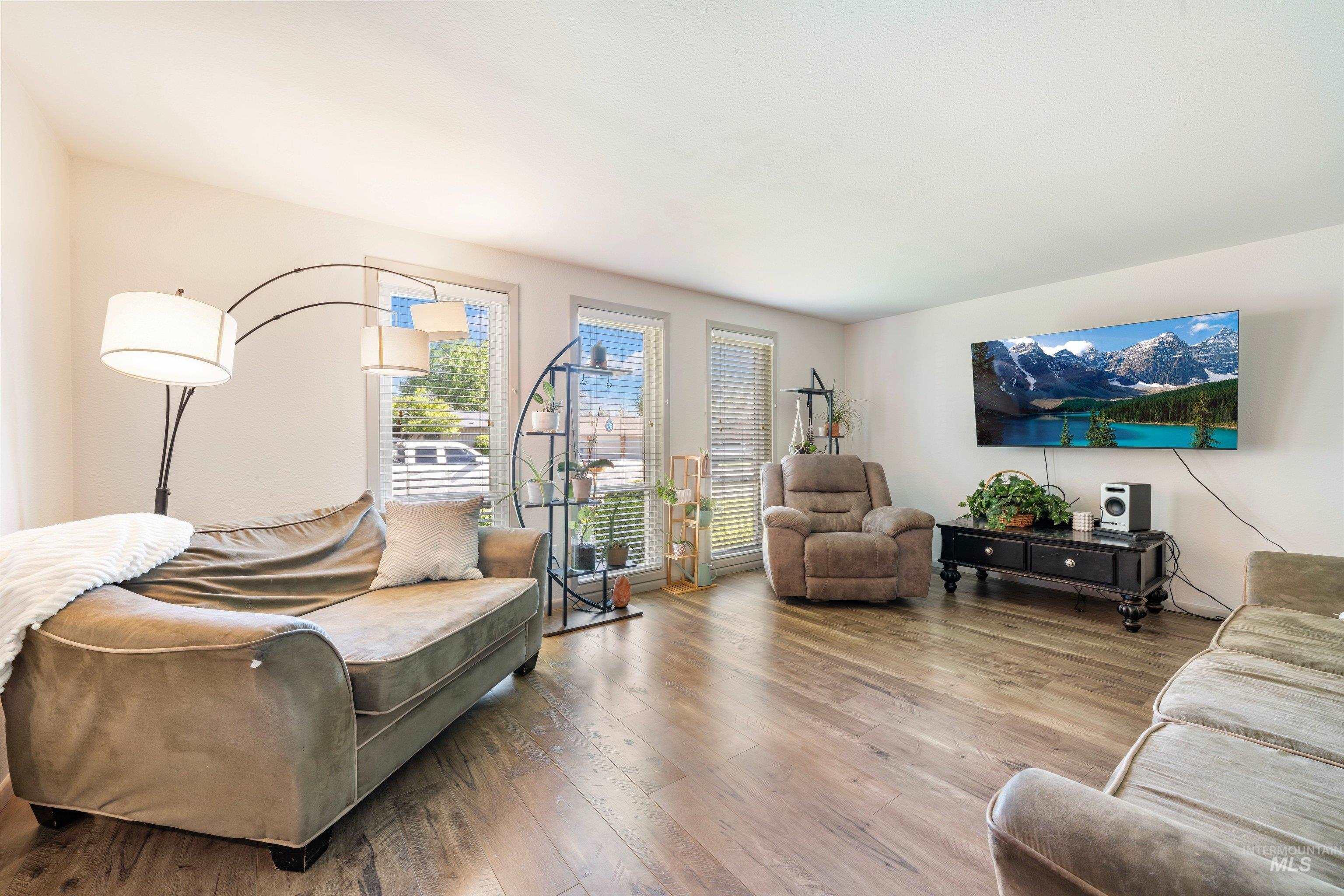 9066 W Brookview Ct, Boise, Idaho 83709, 4 Bedrooms, 3.5 Bathrooms, Residential For Sale, Price $619,900, 98982459