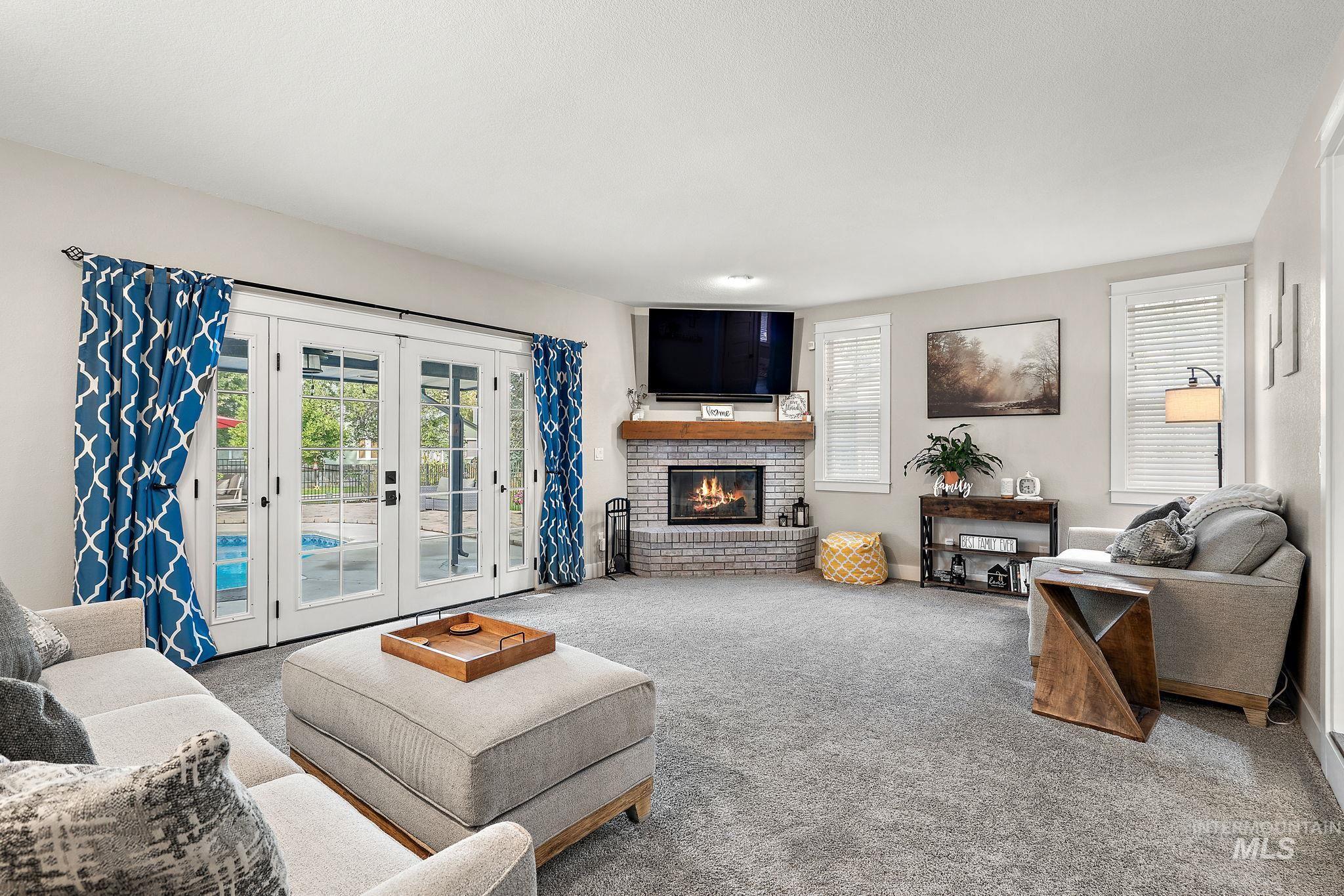 5363 N Hickory Run Ave., Boise, Idaho 83713-2498, 5 Bedrooms, 4 Bathrooms, Residential For Sale, Price $865,000,MLS 98982460