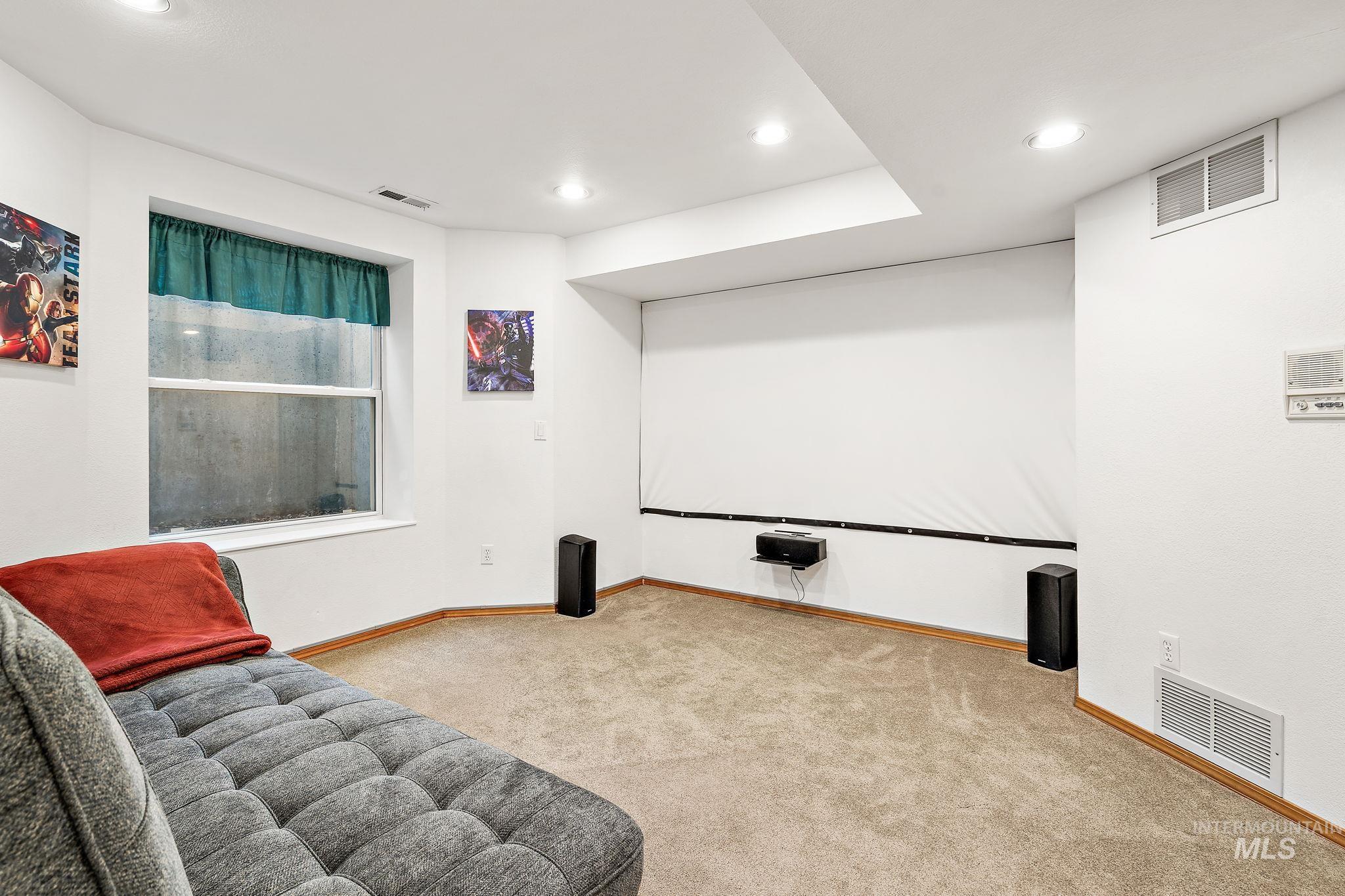 5363 N Hickory Run Ave., Boise, Idaho 83713-2498, 5 Bedrooms, 4 Bathrooms, Residential For Sale, Price $865,000,MLS 98982460