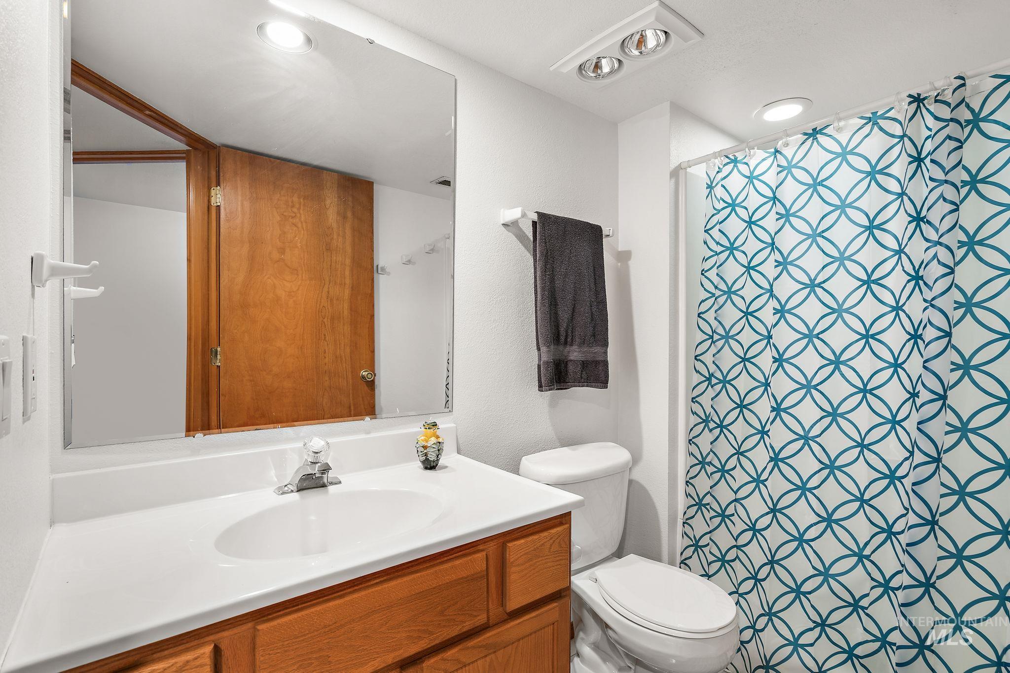 5363 N Hickory Run Ave., Boise, Idaho 83713-2498, 5 Bedrooms, 4 Bathrooms, Residential For Sale, Price $865,000,MLS 98982460