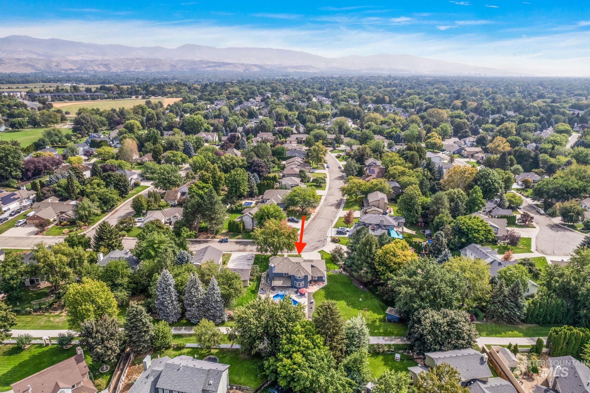 5363 N Hickory Run Ave., Boise, Idaho 83713-2498, 5 Bedrooms, 4 Bathrooms, Residential For Sale, Price $865,000,MLS 98982460