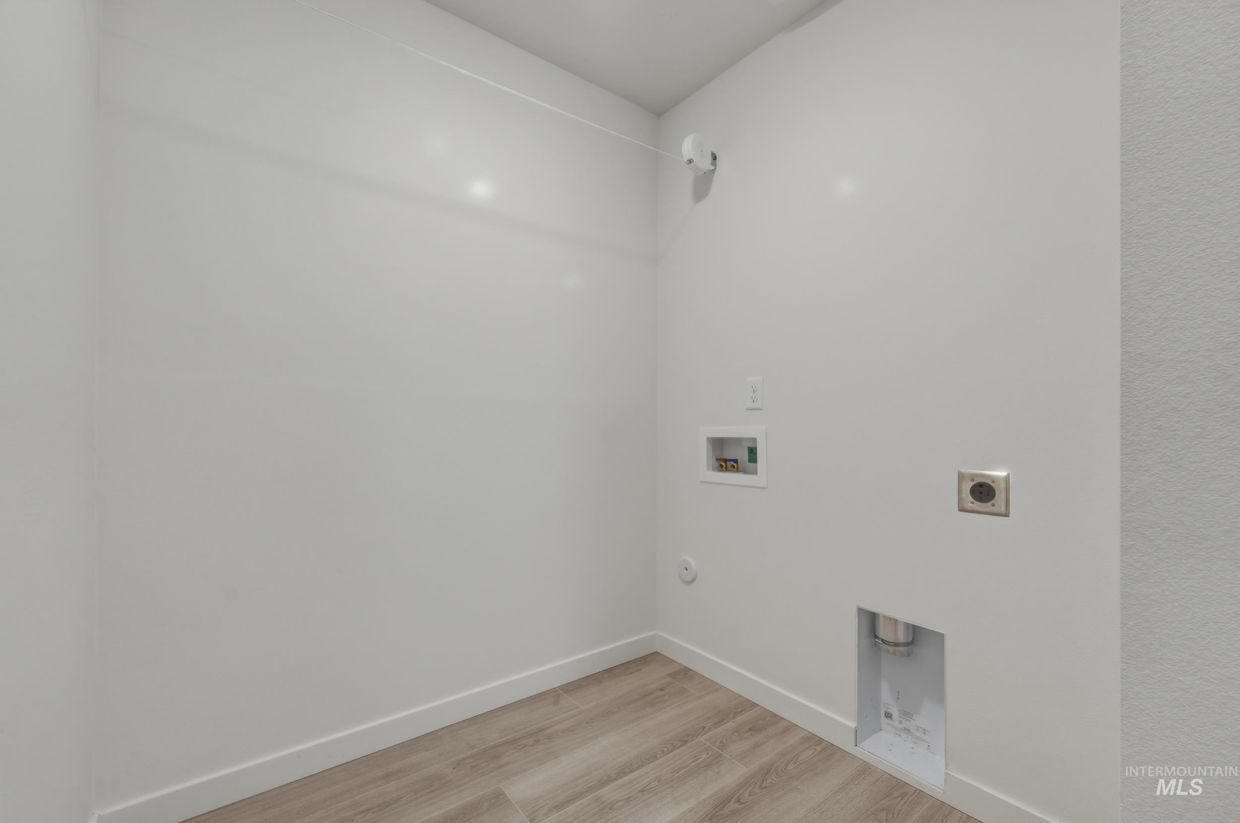 12320 Shadow River St, Caldwell, Idaho 83607, 3 Bedrooms, 2 Bathrooms, Residential For Sale, Price $363,000, 98982461