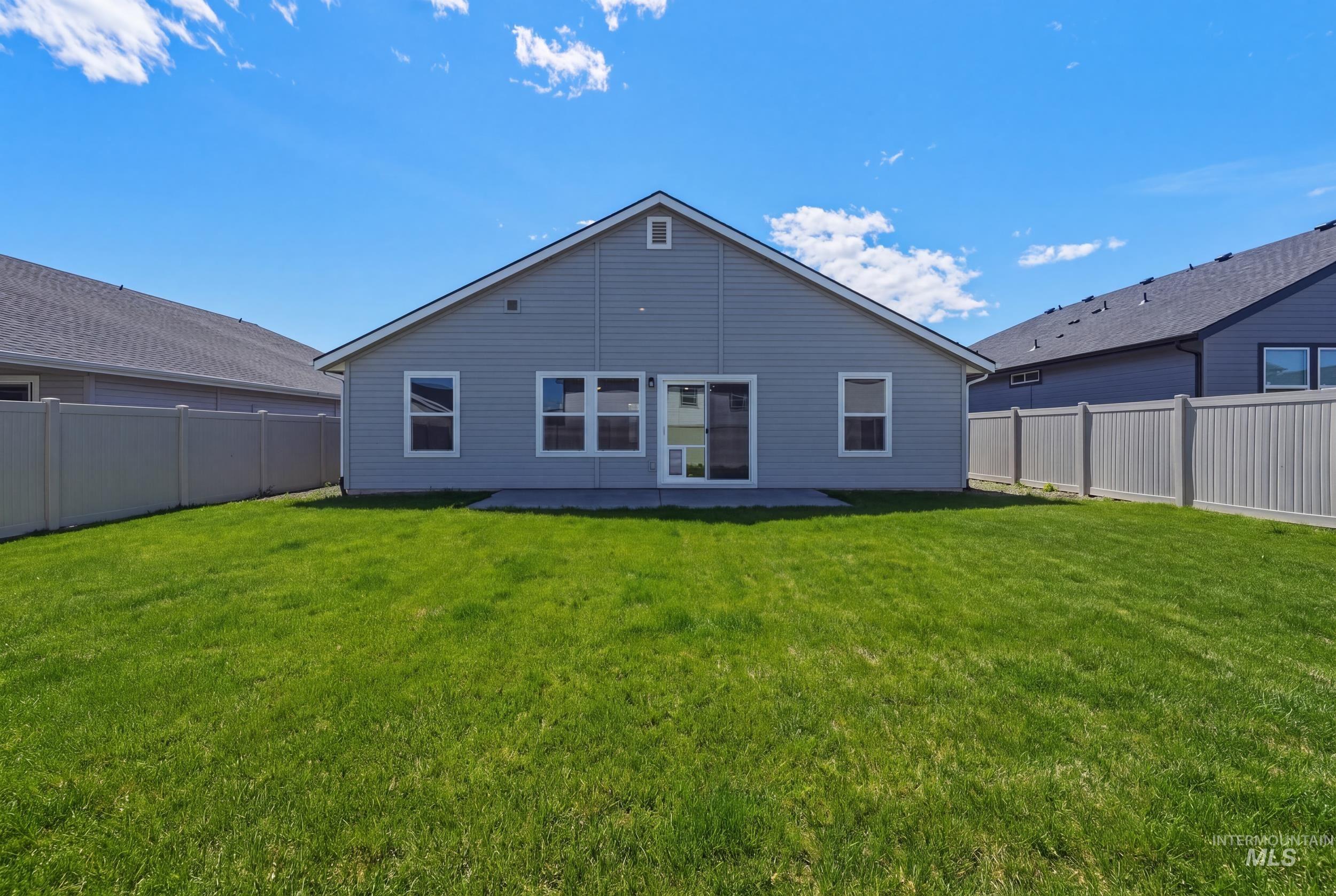 12320 Shadow River St, Caldwell, Idaho 83607, 3 Bedrooms, 2 Bathrooms, Residential For Sale, Price $363,000, 98982461