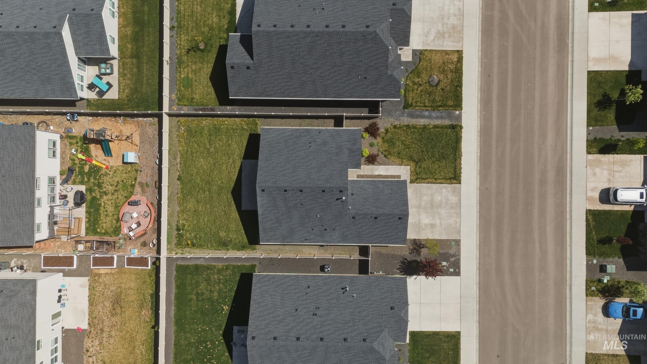 12320 Shadow River St, Caldwell, Idaho 83607, 3 Bedrooms, 2 Bathrooms, Residential For Sale, Price $363,000, 98982461