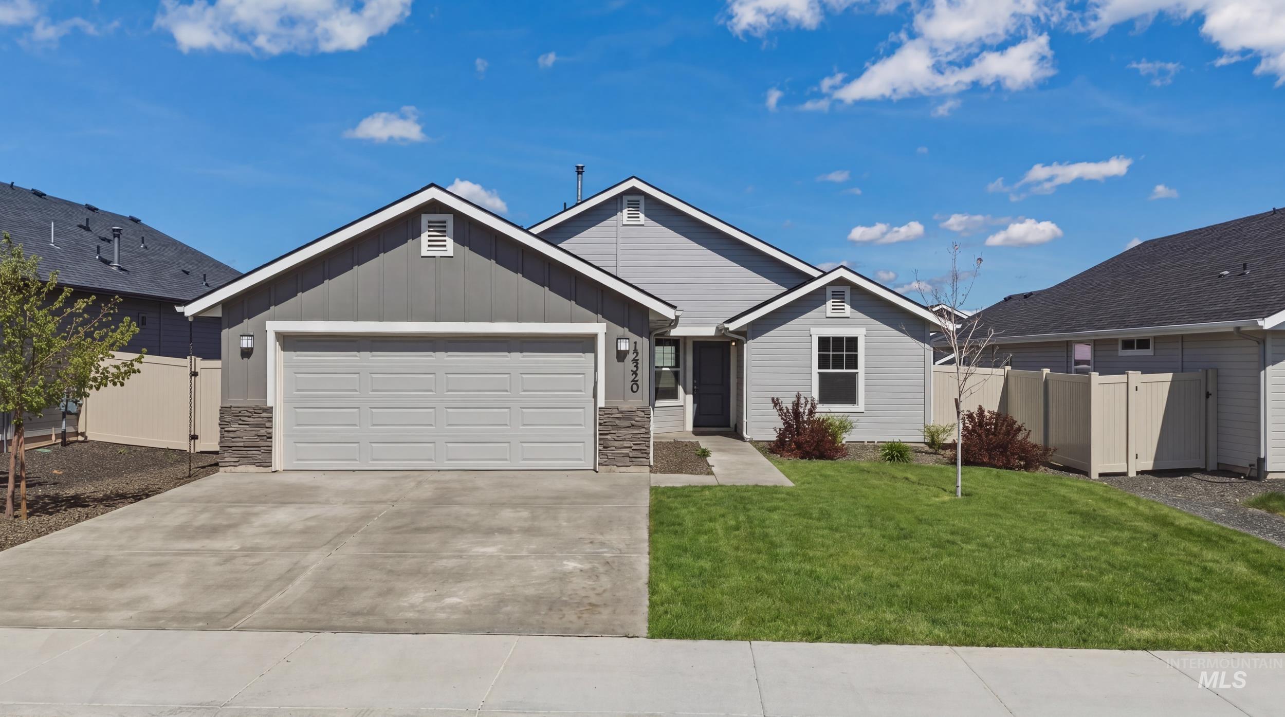 12320 Shadow River St, Caldwell, Idaho 83607, 3 Bedrooms, 2 Bathrooms, Residential For Sale, Price $363,000, 98982461