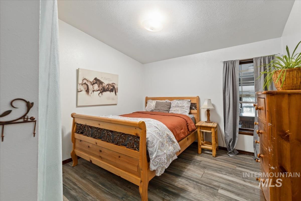 29 Rising Ln, Cascade, Idaho 83611, 3 Bedrooms, 2 Bathrooms, Residential For Sale, Price $525,000, 98982462