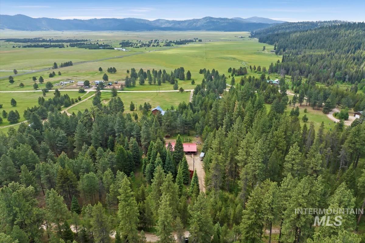 29 Rising Ln, Cascade, Idaho 83611, 3 Bedrooms, 2 Bathrooms, Residential For Sale, Price $525,000, 98982462