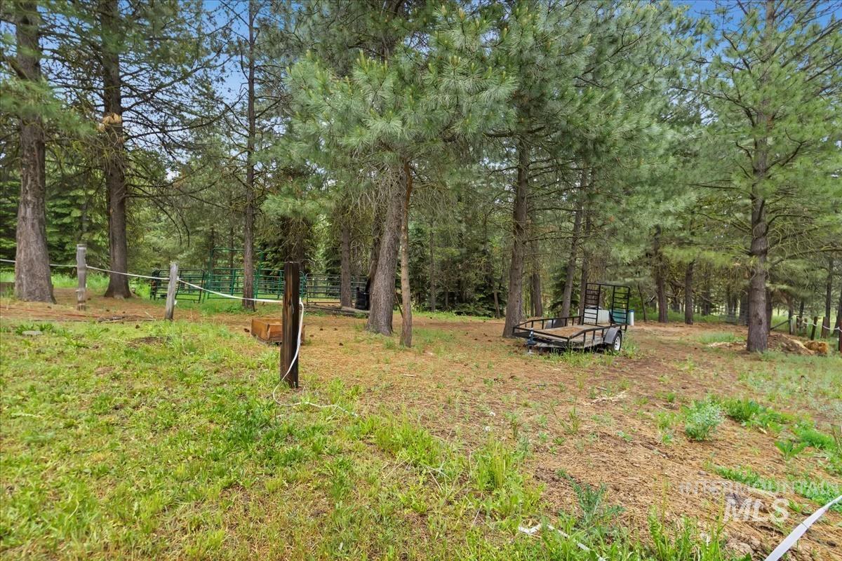 29 Rising Ln, Cascade, Idaho 83611, 3 Bedrooms, 2 Bathrooms, Residential For Sale, Price $499,900,MLS 98982462