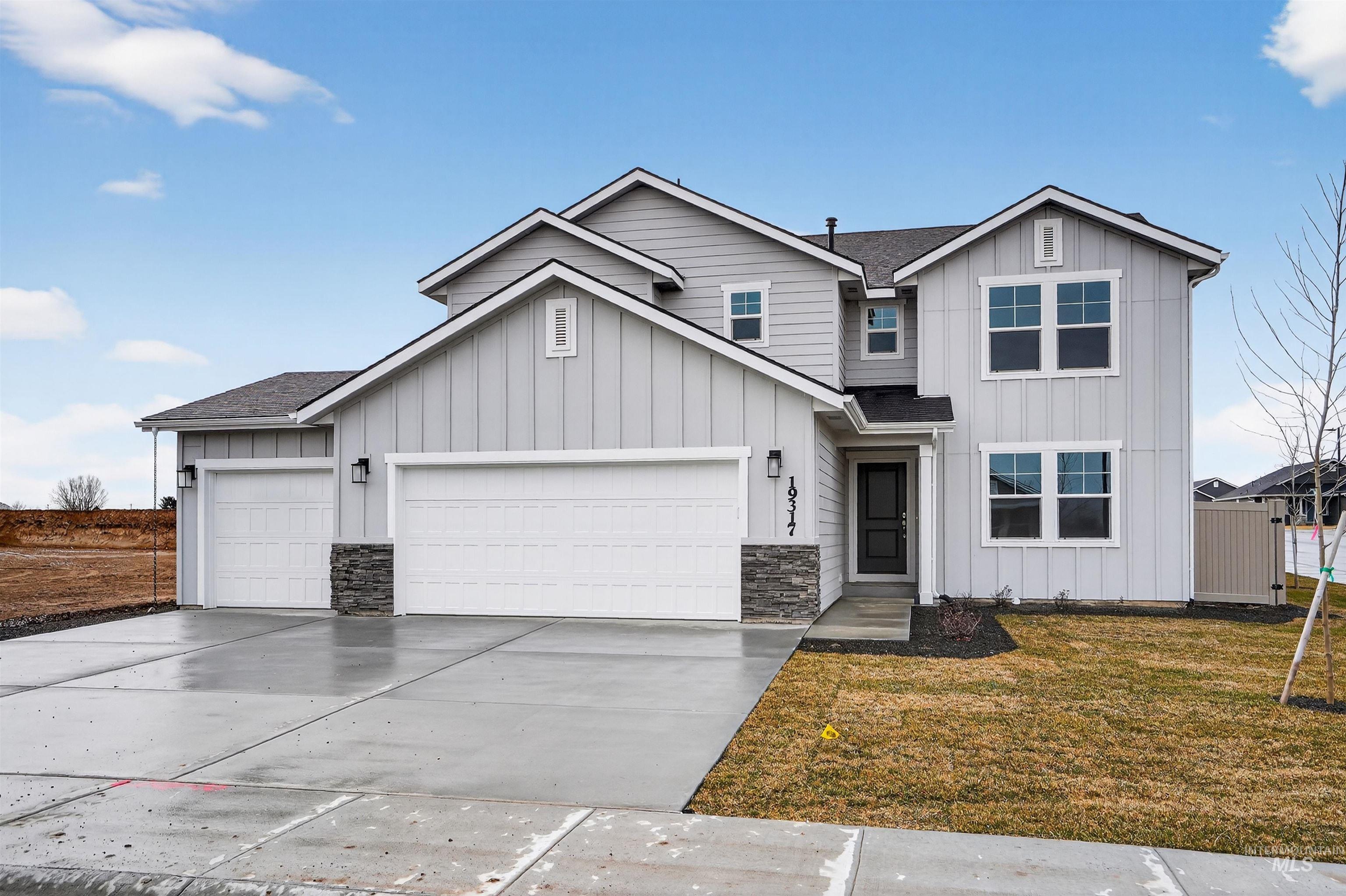 19317 Snowyside Way, Caldwell, Idaho 83605, 4 Bedrooms, 2.5 Bathrooms, Residential For Sale, Price $499,990, 98982464