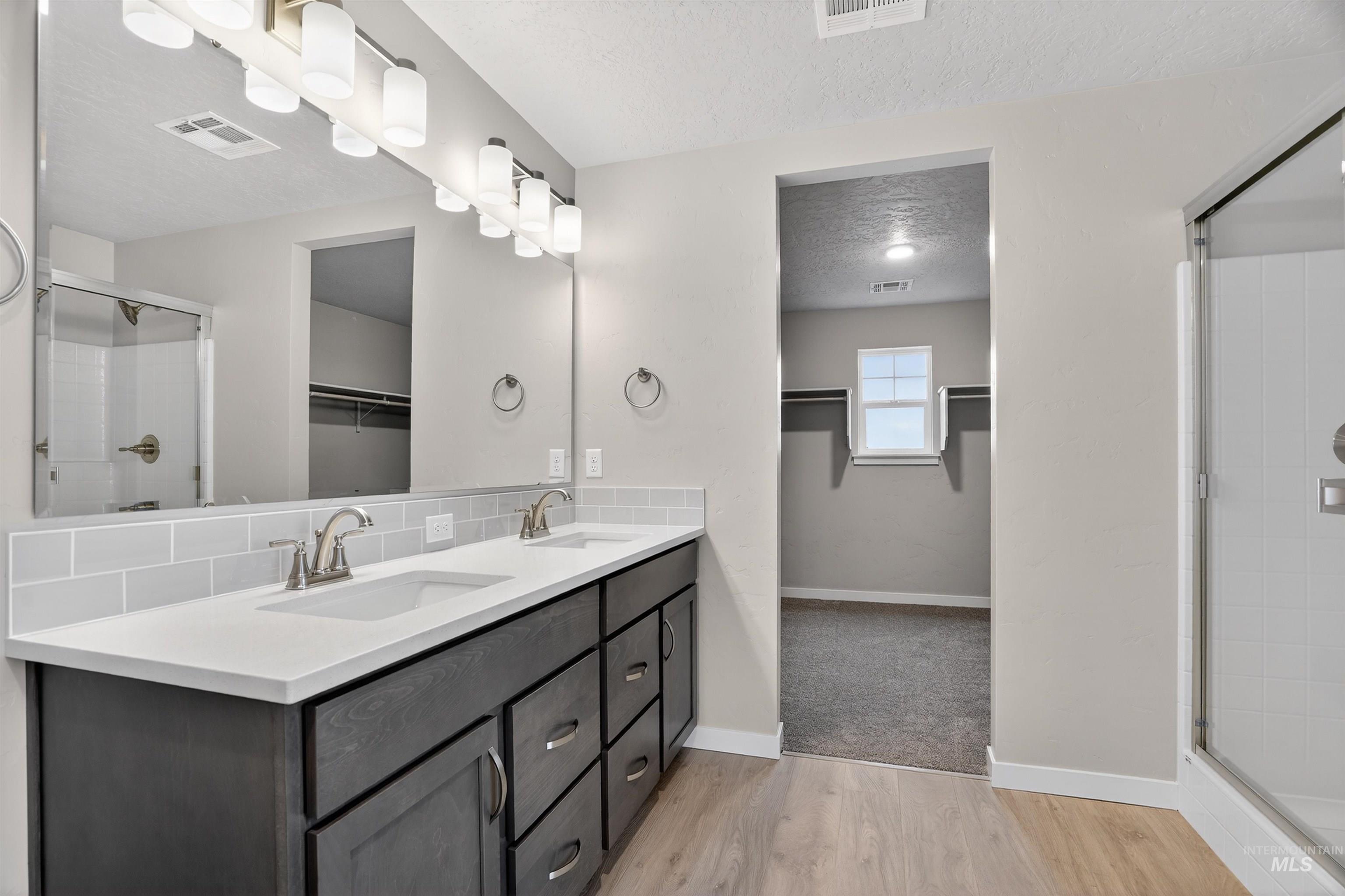 19317 Snowyside Way, Caldwell, Idaho 83605, 4 Bedrooms, 2.5 Bathrooms, Residential For Sale, Price $499,990, 98982464