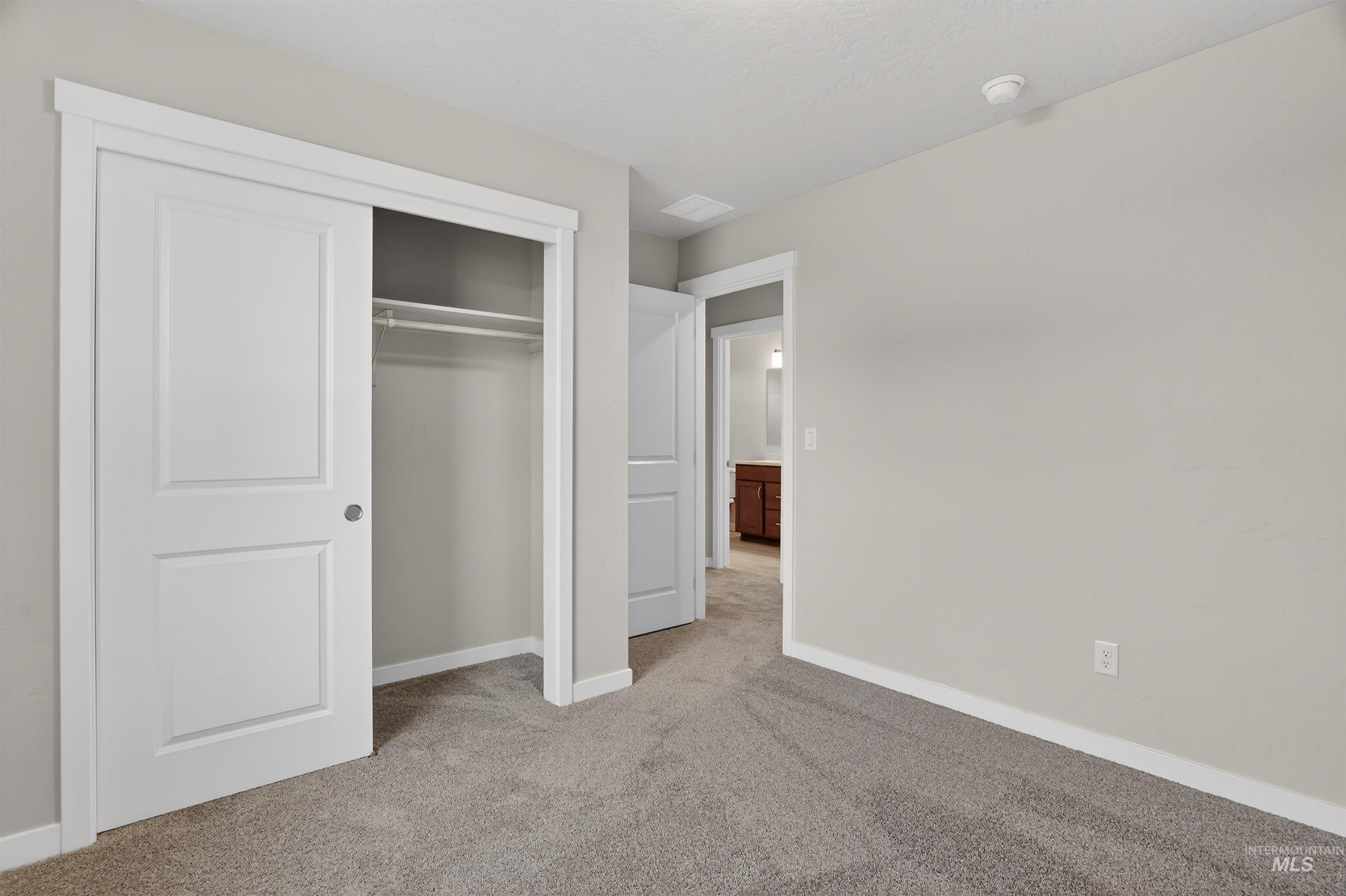 19317 Snowyside Way, Caldwell, Idaho 83605, 4 Bedrooms, 2.5 Bathrooms, Residential For Sale, Price $499,990, 98982464