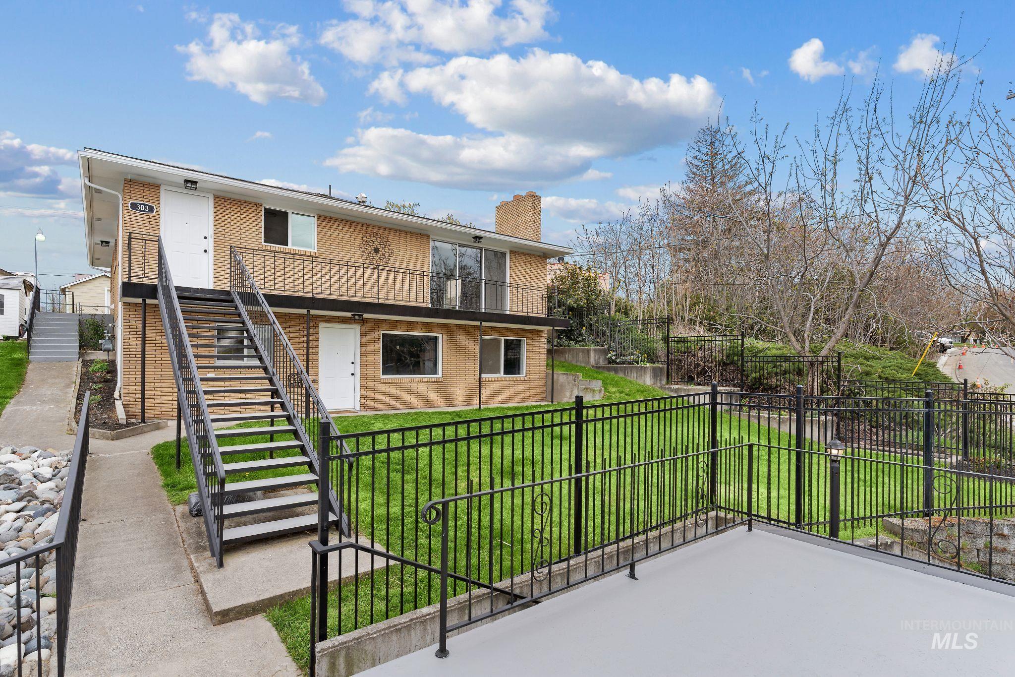 303 Highland Ave, Clarkston, Washington 99403, 4 Bedrooms, 2.5 Bathrooms, Residential For Sale, Price $450,000, 98982466