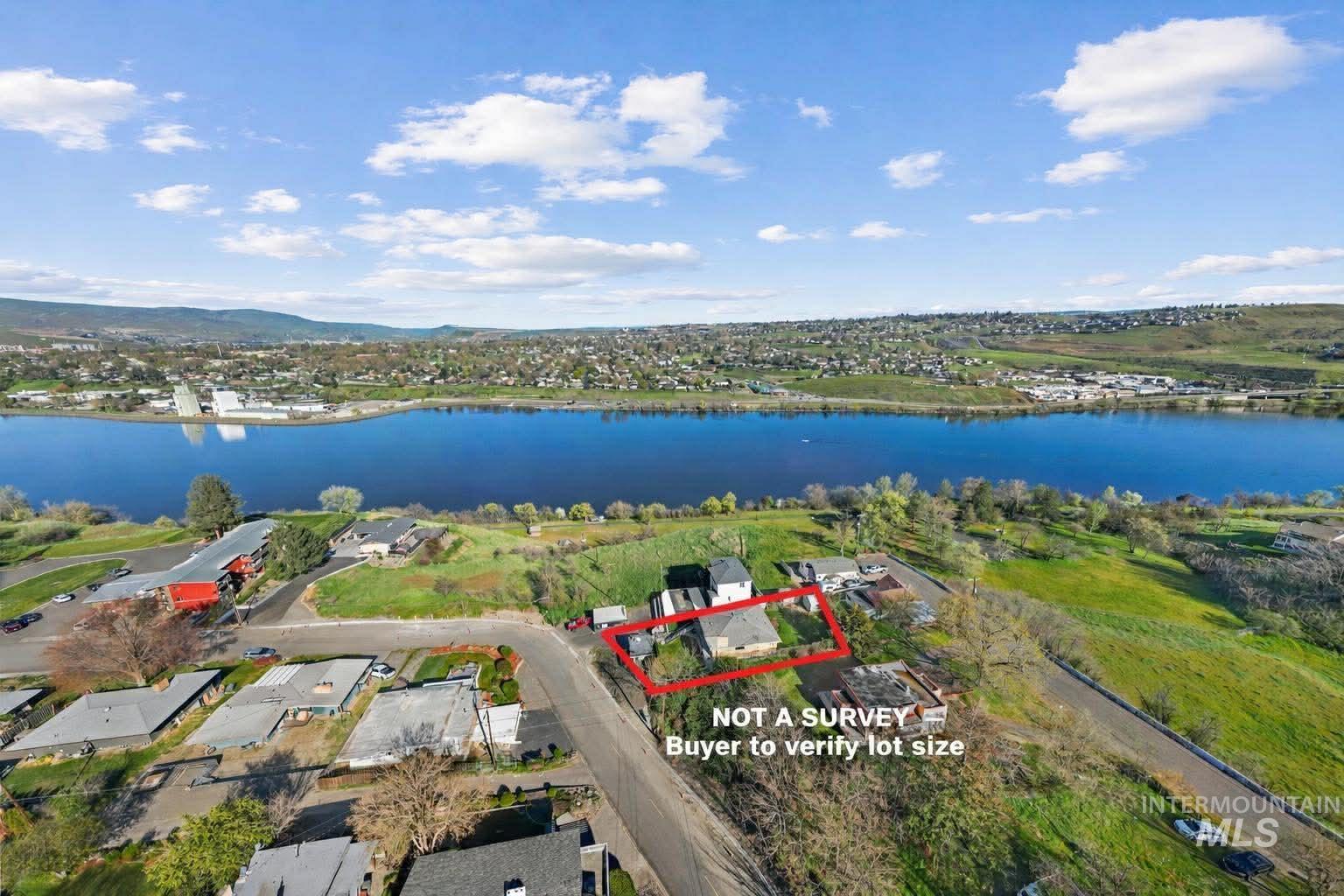 303 Highland Ave, Clarkston, Washington 99403, 4 Bedrooms, 2.5 Bathrooms, Residential For Sale, Price $450,000, 98982466